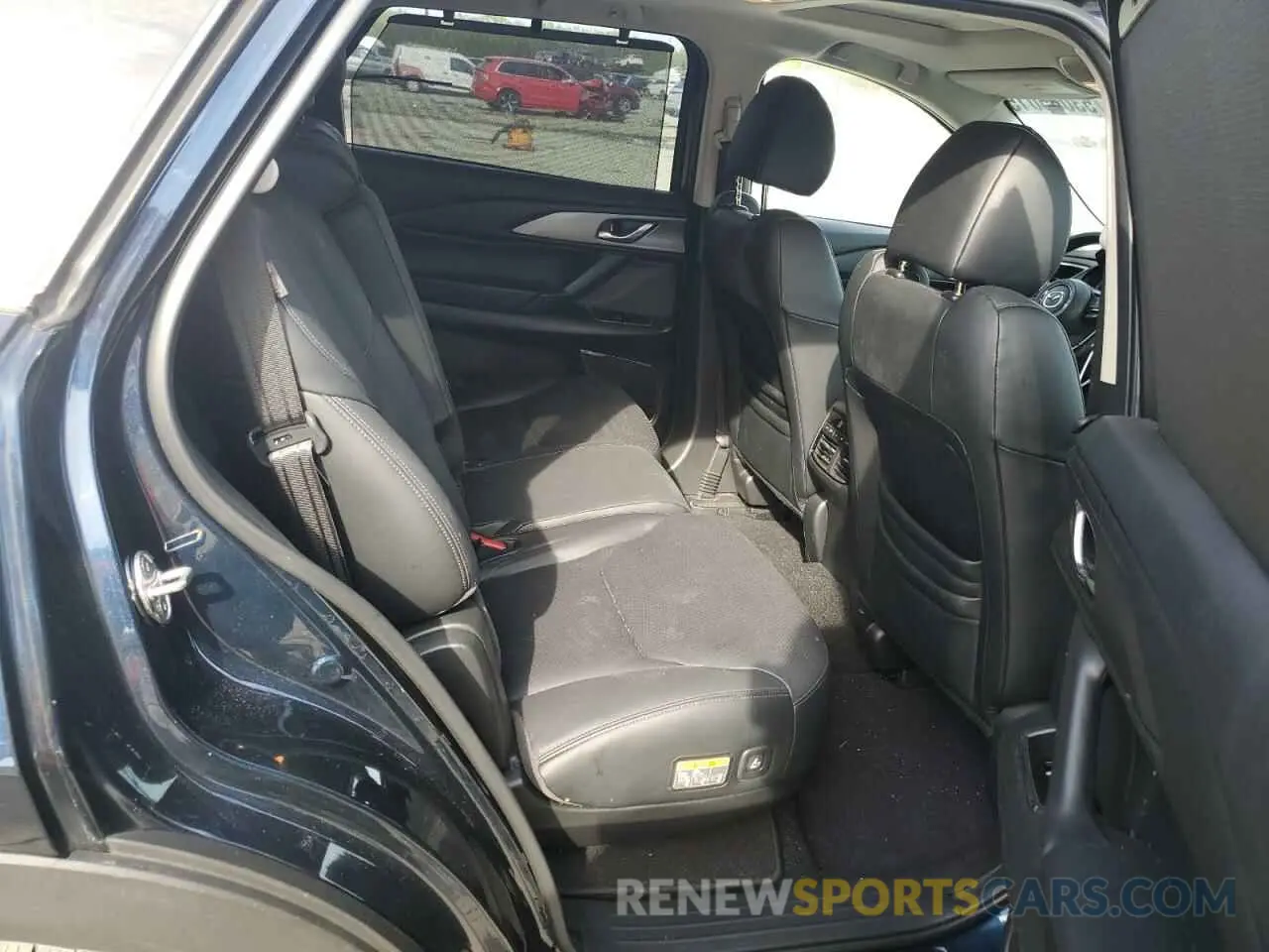 11 Photograph of a damaged car JM3TCBCY6N0624661 MAZDA CX-9 2022