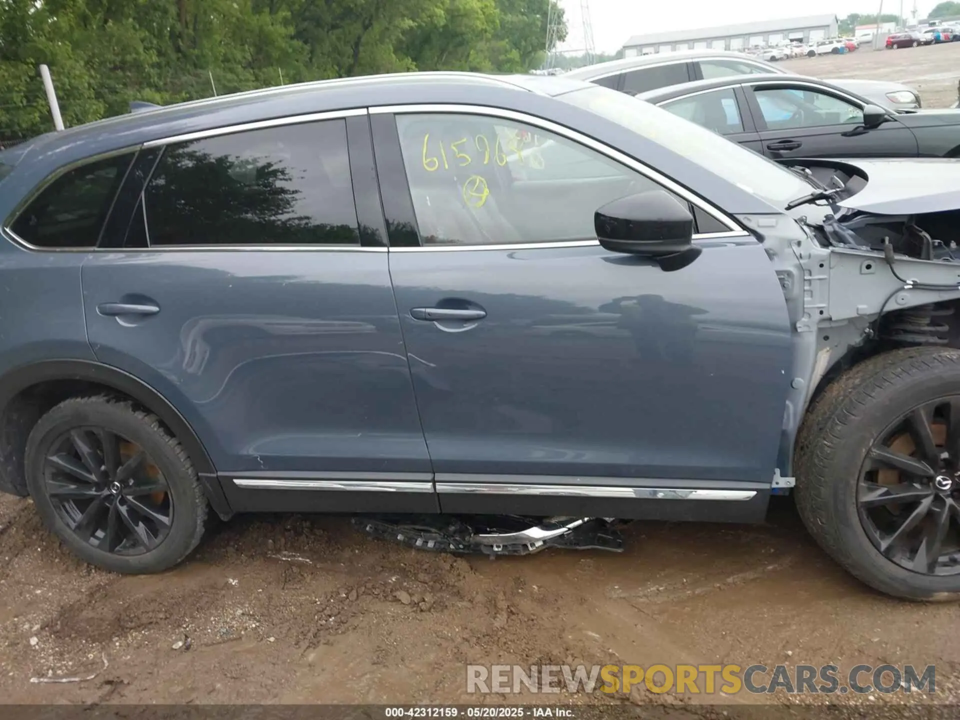 13 Photograph of a damaged car JM3TCBDY0N0615968 MAZDA CX-9 2022