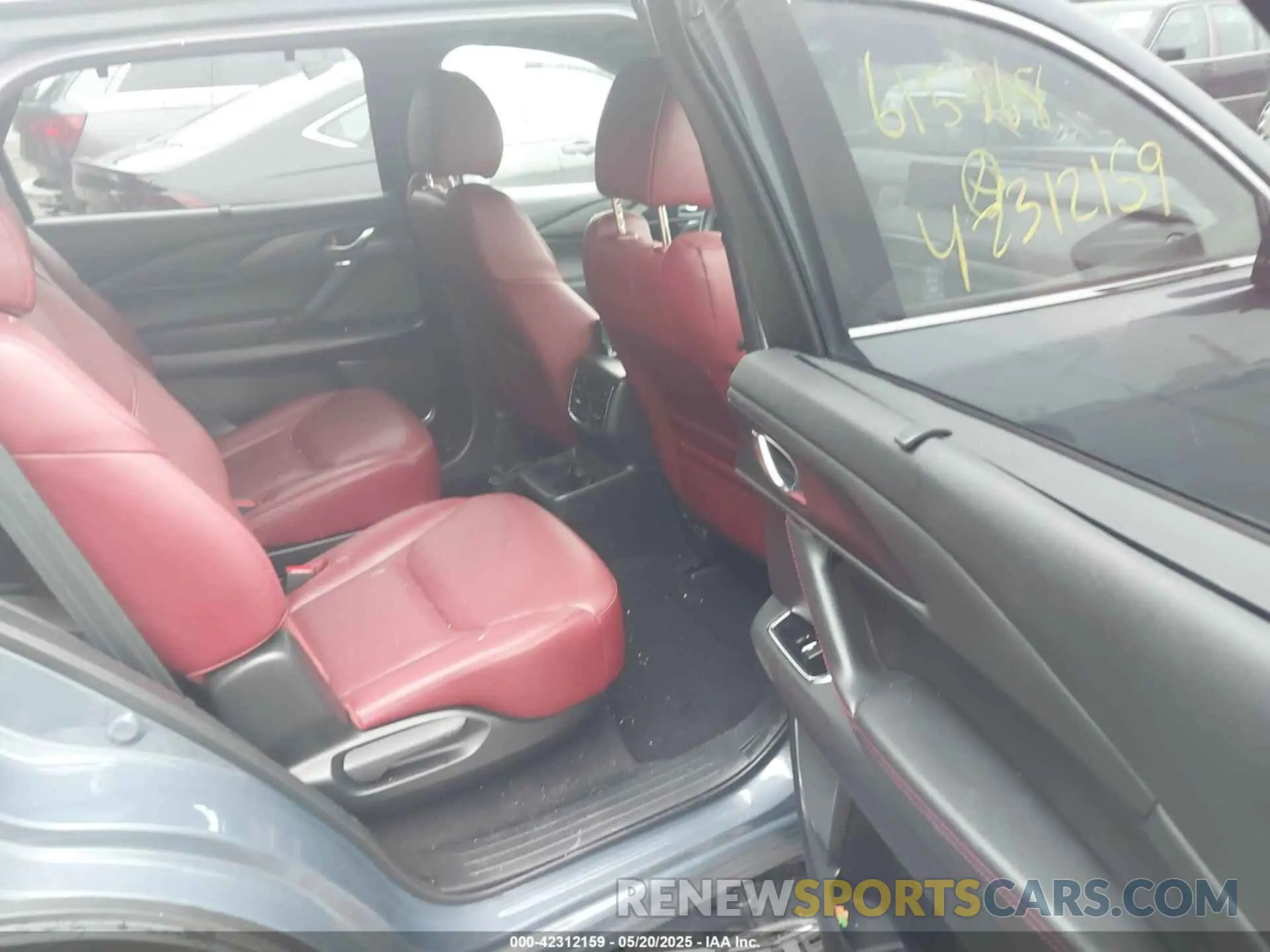 8 Photograph of a damaged car JM3TCBDY0N0615968 MAZDA CX-9 2022