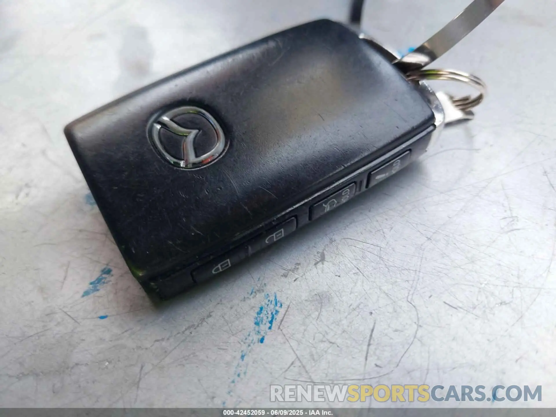 11 Фотография поврежденного автомобиля JM3TCBDY1N0611766 MAZDA CX-9 2022