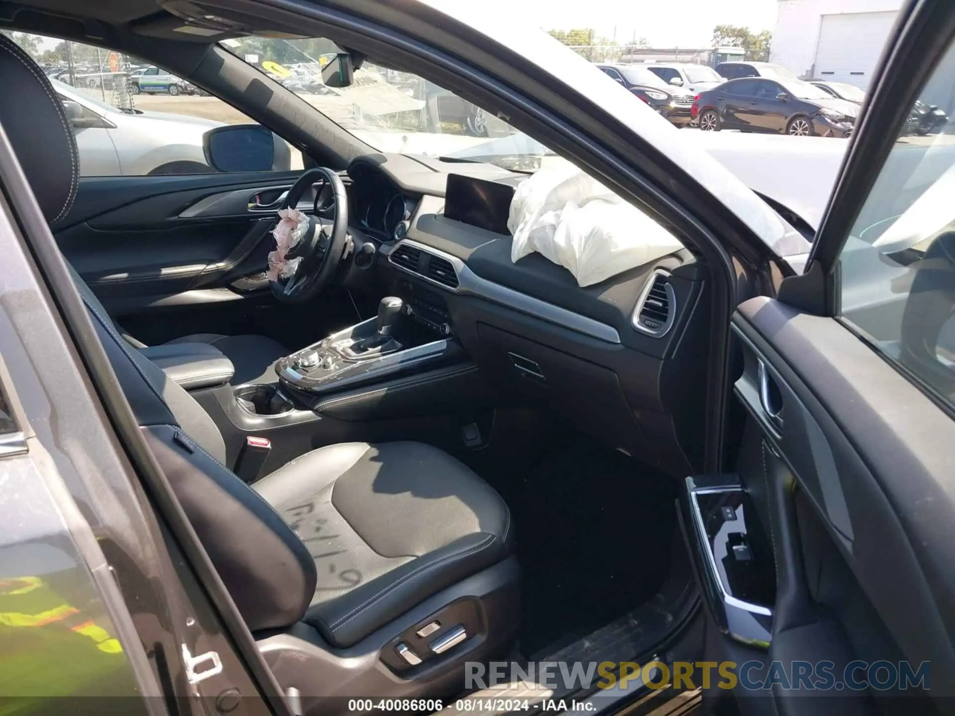 5 Photograph of a damaged car JM3TCBDY4N0618680 MAZDA CX-9 2022