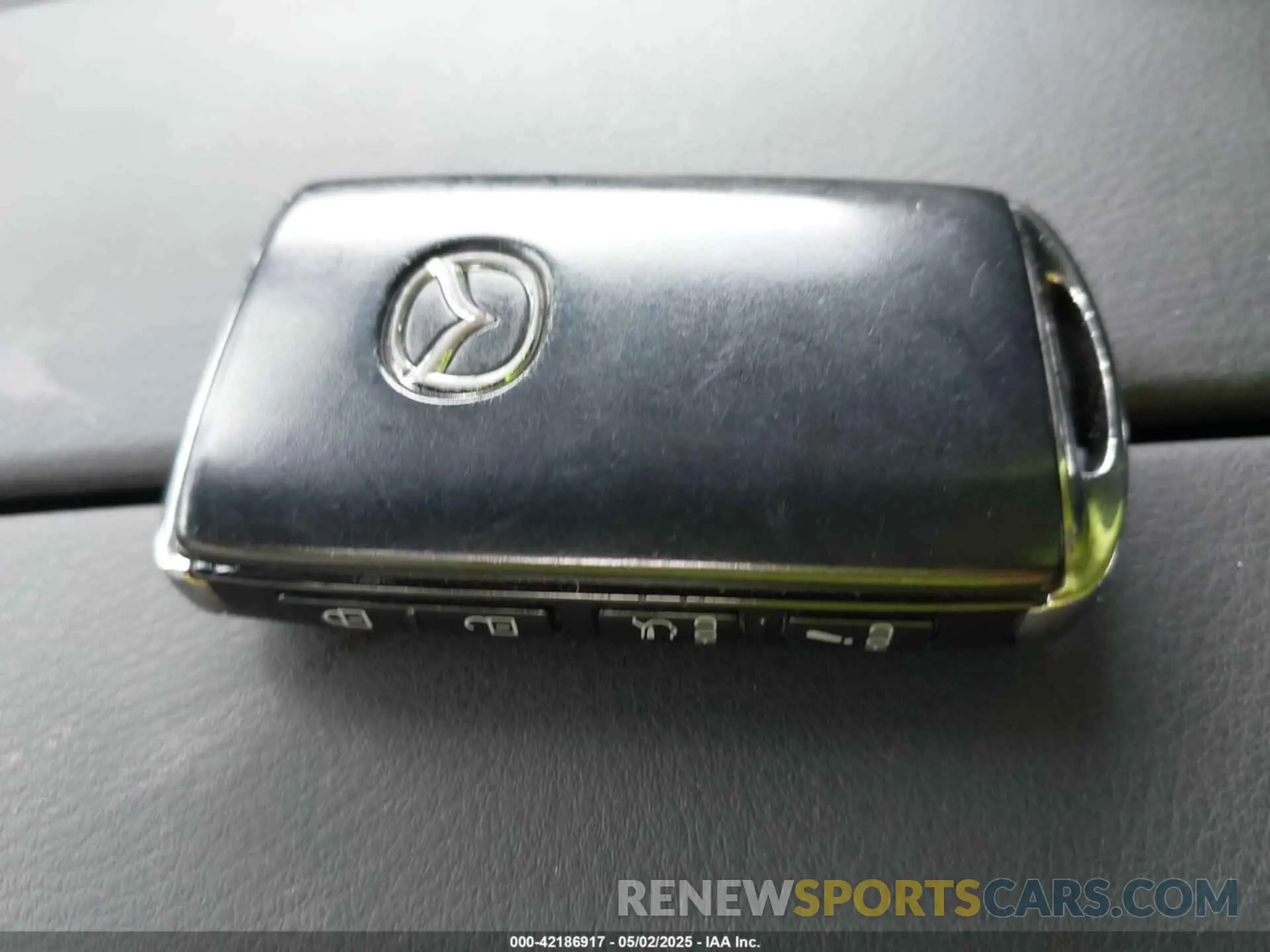 11 Фотография поврежденного автомобиля JM3TCBAY7P0652913 MAZDA CX-9 2023