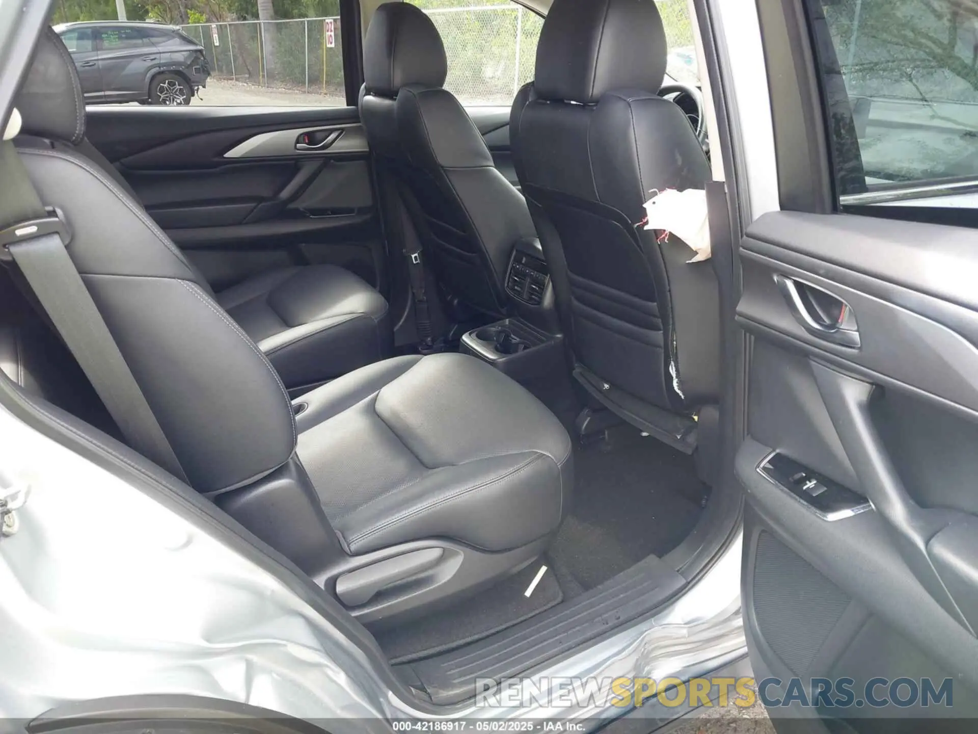8 Фотография поврежденного автомобиля JM3TCBAY7P0652913 MAZDA CX-9 2023