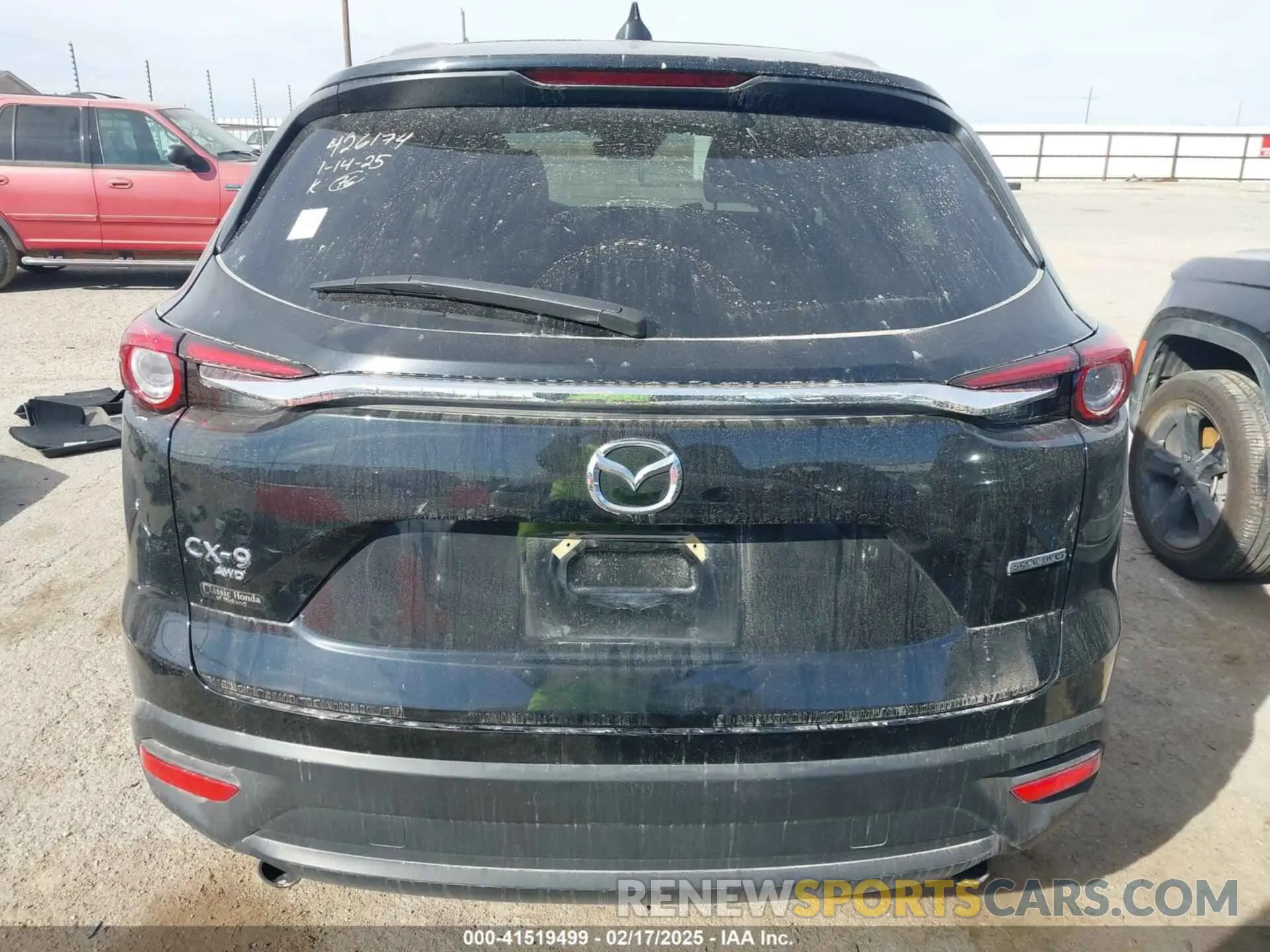 17 Photograph of a damaged car JM3TCBAY9P0649348 MAZDA CX-9 2023