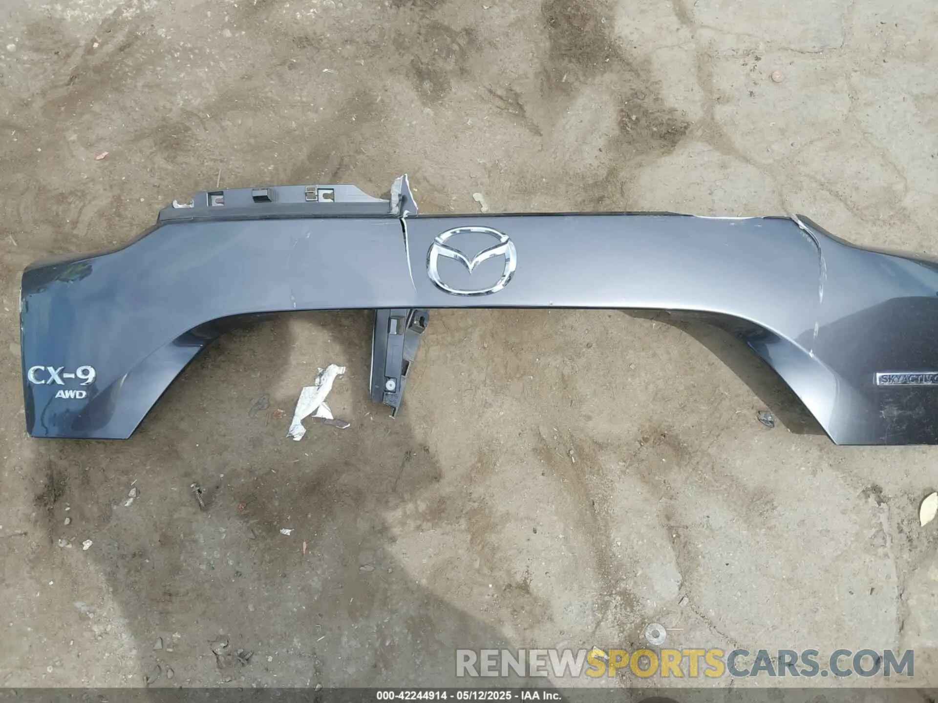 12 Фотография поврежденного автомобиля JM3TCBCY1P0654914 MAZDA CX-9 2023