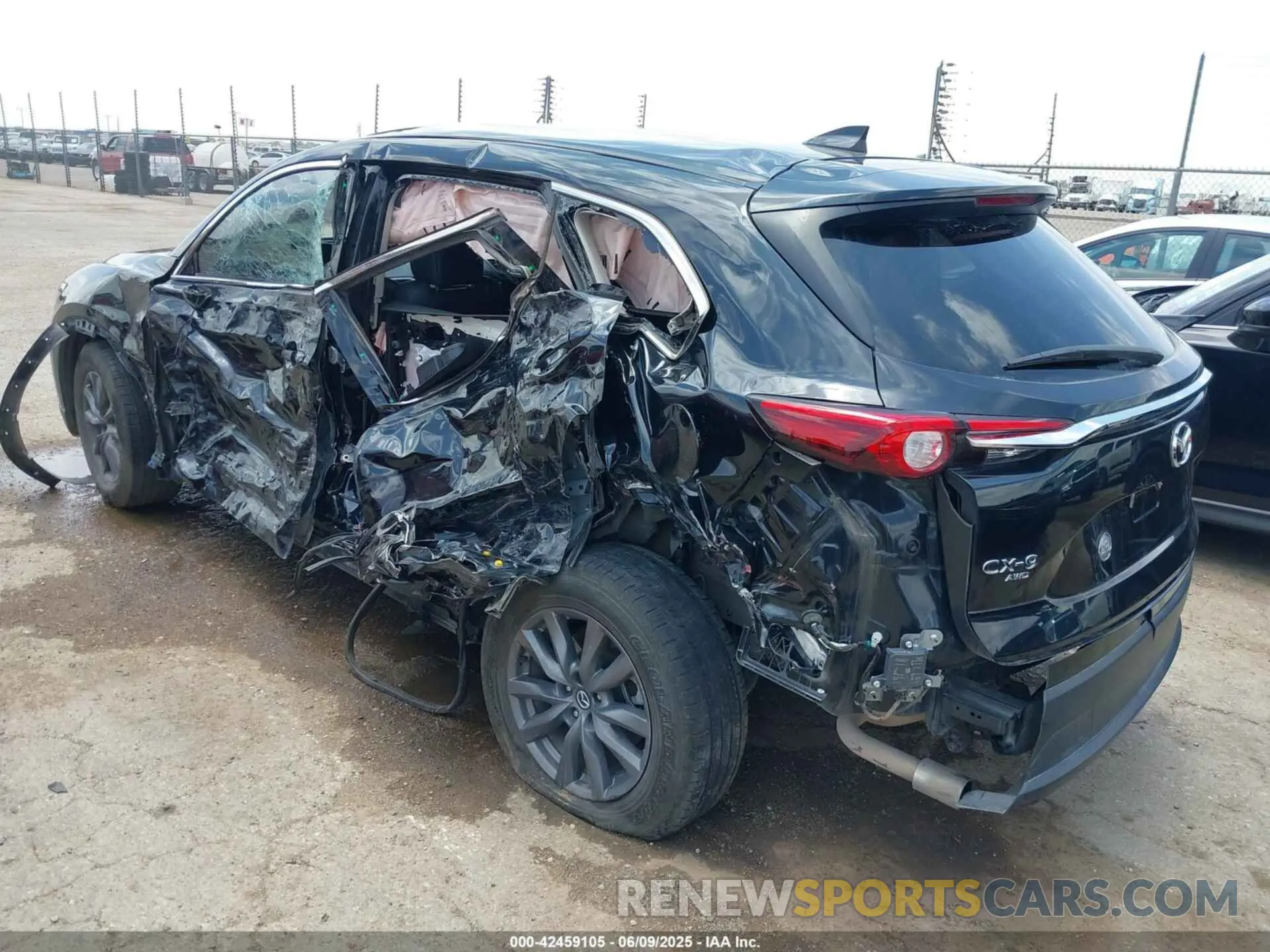 3 Фотография поврежденного автомобиля JM3TCBCY4P0652137 MAZDA CX-9 2023