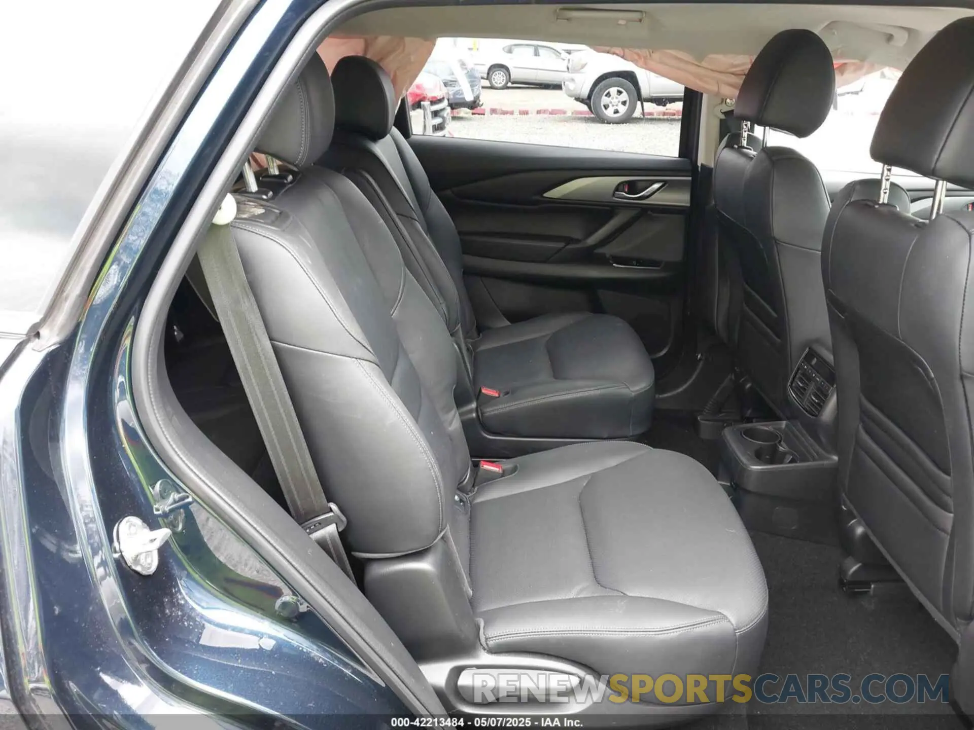8 Photograph of a damaged car JM3TCBCY4P0653904 MAZDA CX-9 2023