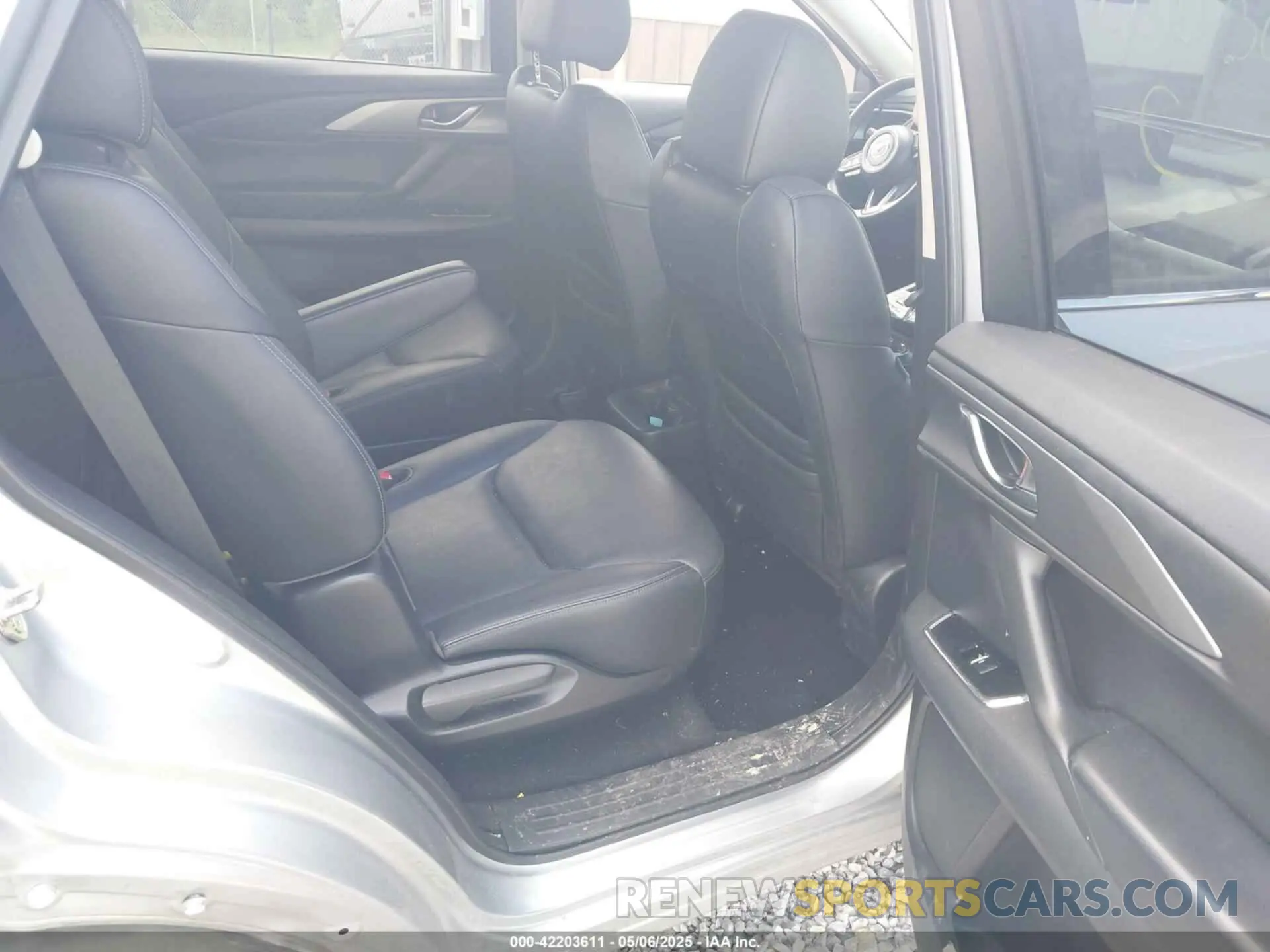 8 Photograph of a damaged car JM3TCBCY9P0659522 MAZDA CX-9 2023