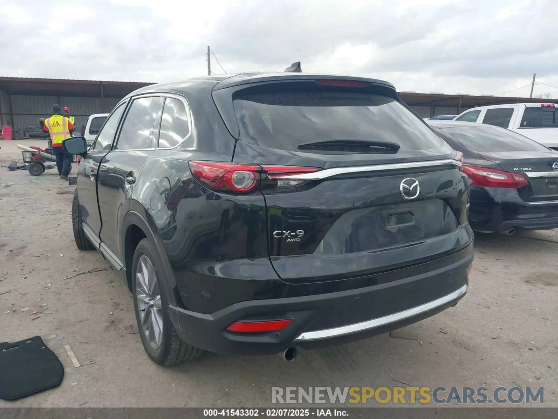 3 Фотография поврежденного автомобиля JM3TCBDY2P0632239 MAZDA CX-9 2023