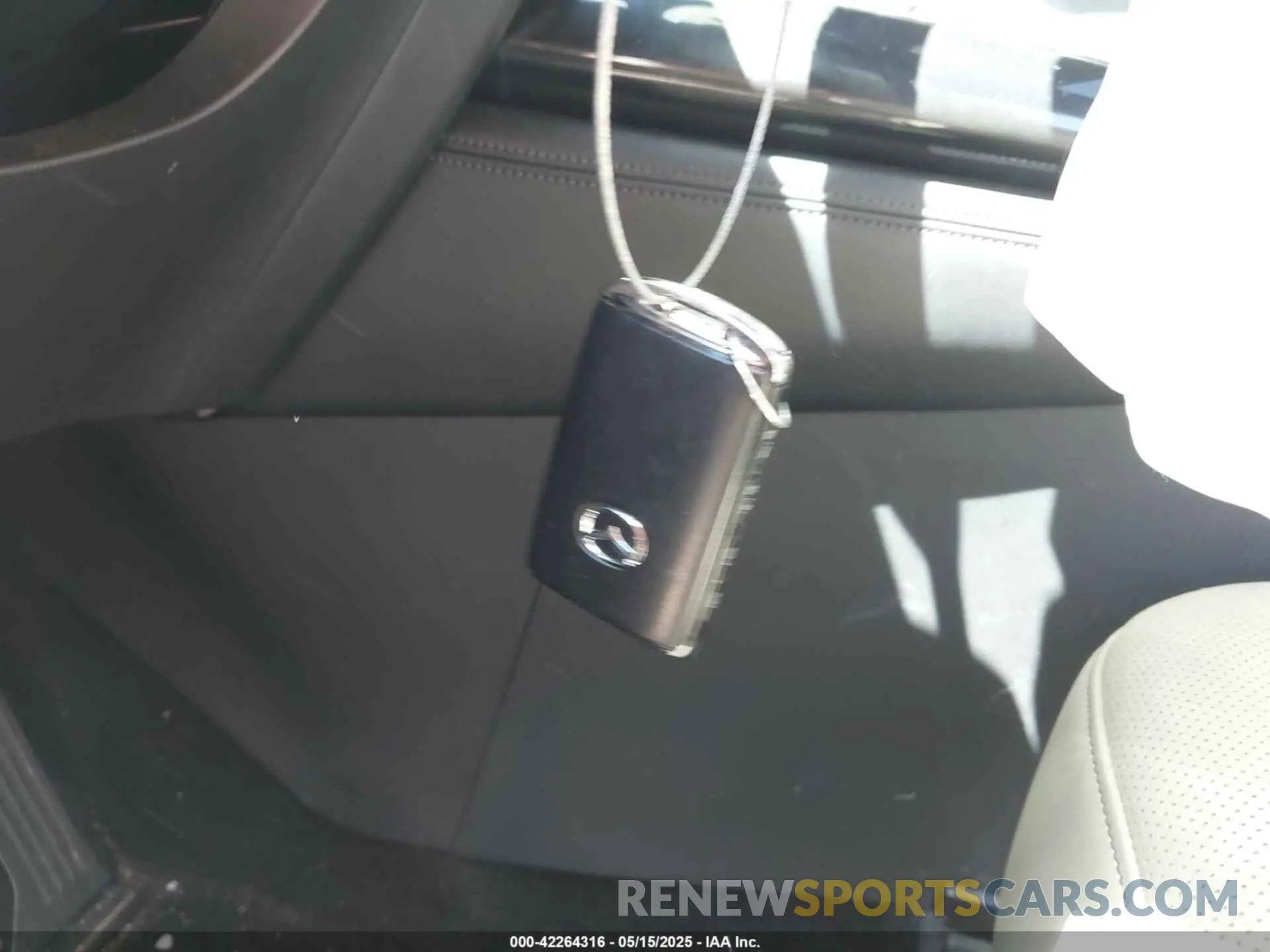 11 Photograph of a damaged car JM3TCBDY7P0632172 MAZDA CX-9 2023