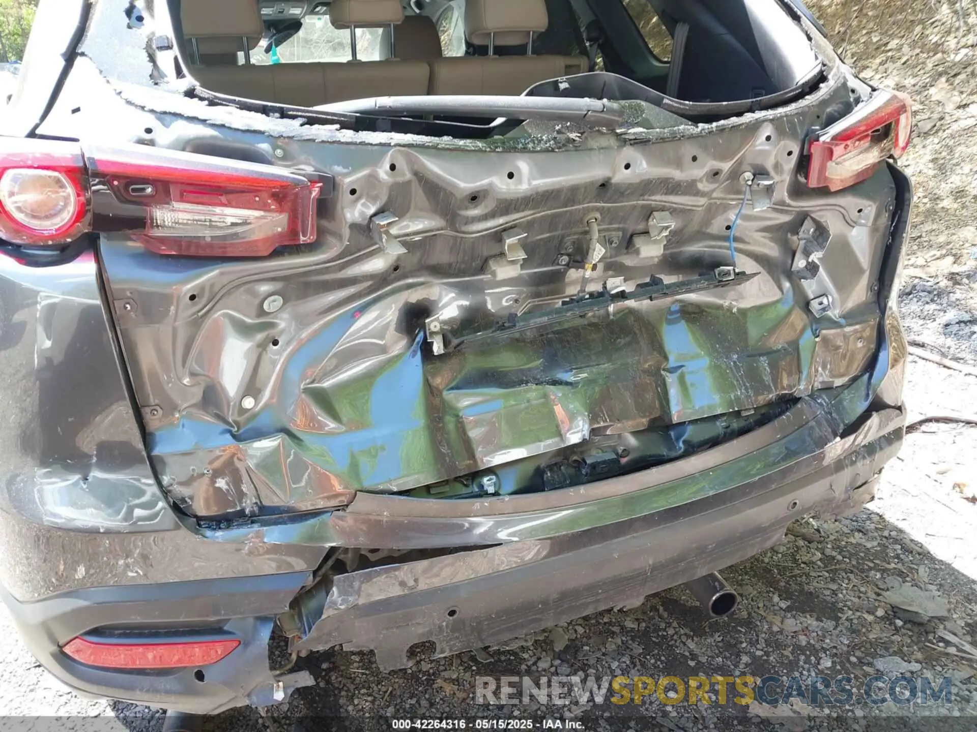 12 Photograph of a damaged car JM3TCBDY7P0632172 MAZDA CX-9 2023