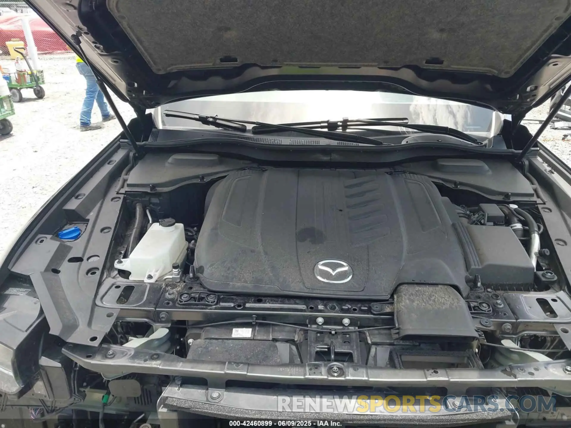 10 Фотография поврежденного автомобиля JM3KK1HC5R1147677 MAZDA CX-90 2024