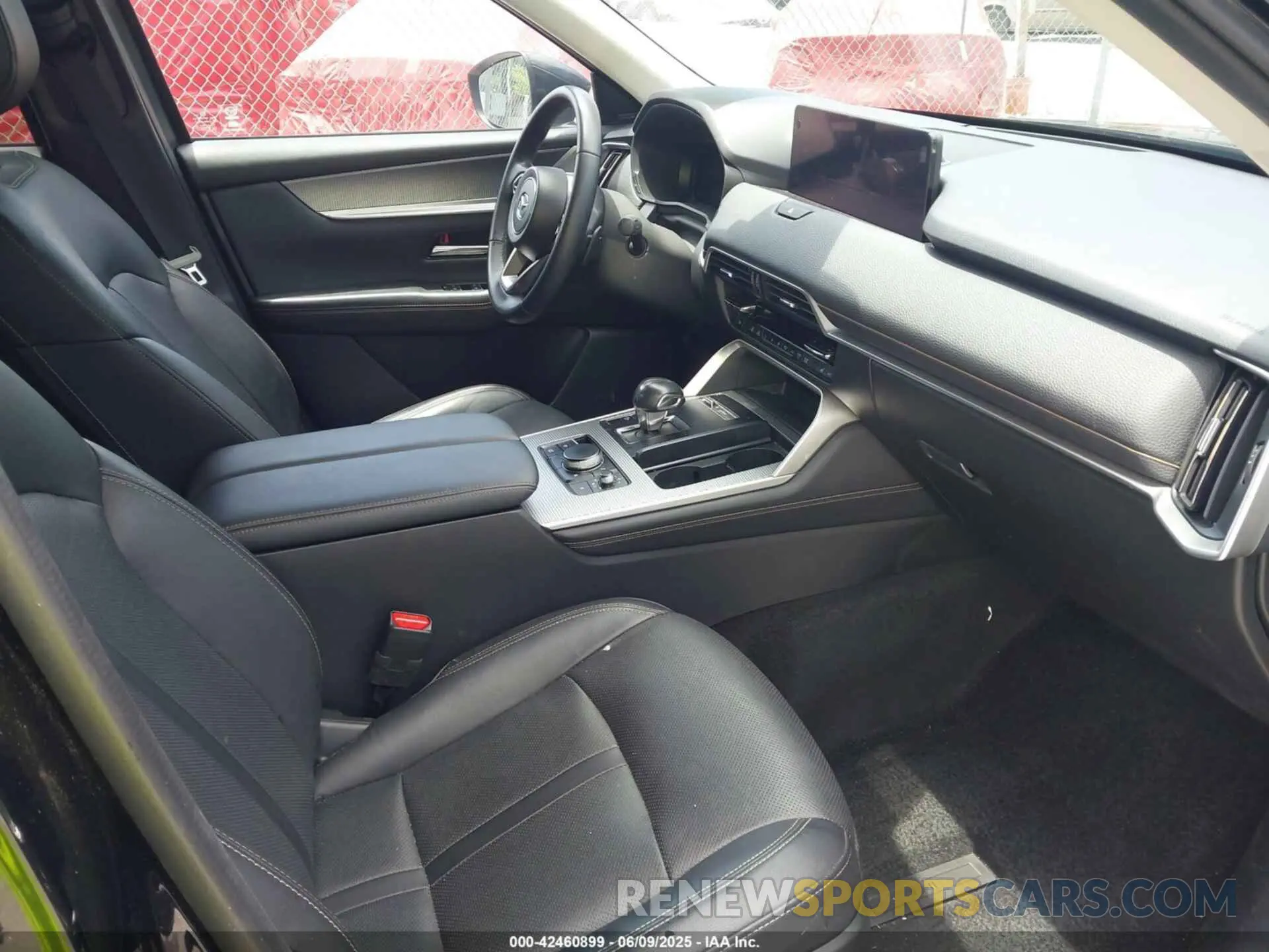 5 Фотография поврежденного автомобиля JM3KK1HC5R1147677 MAZDA CX-90 2024