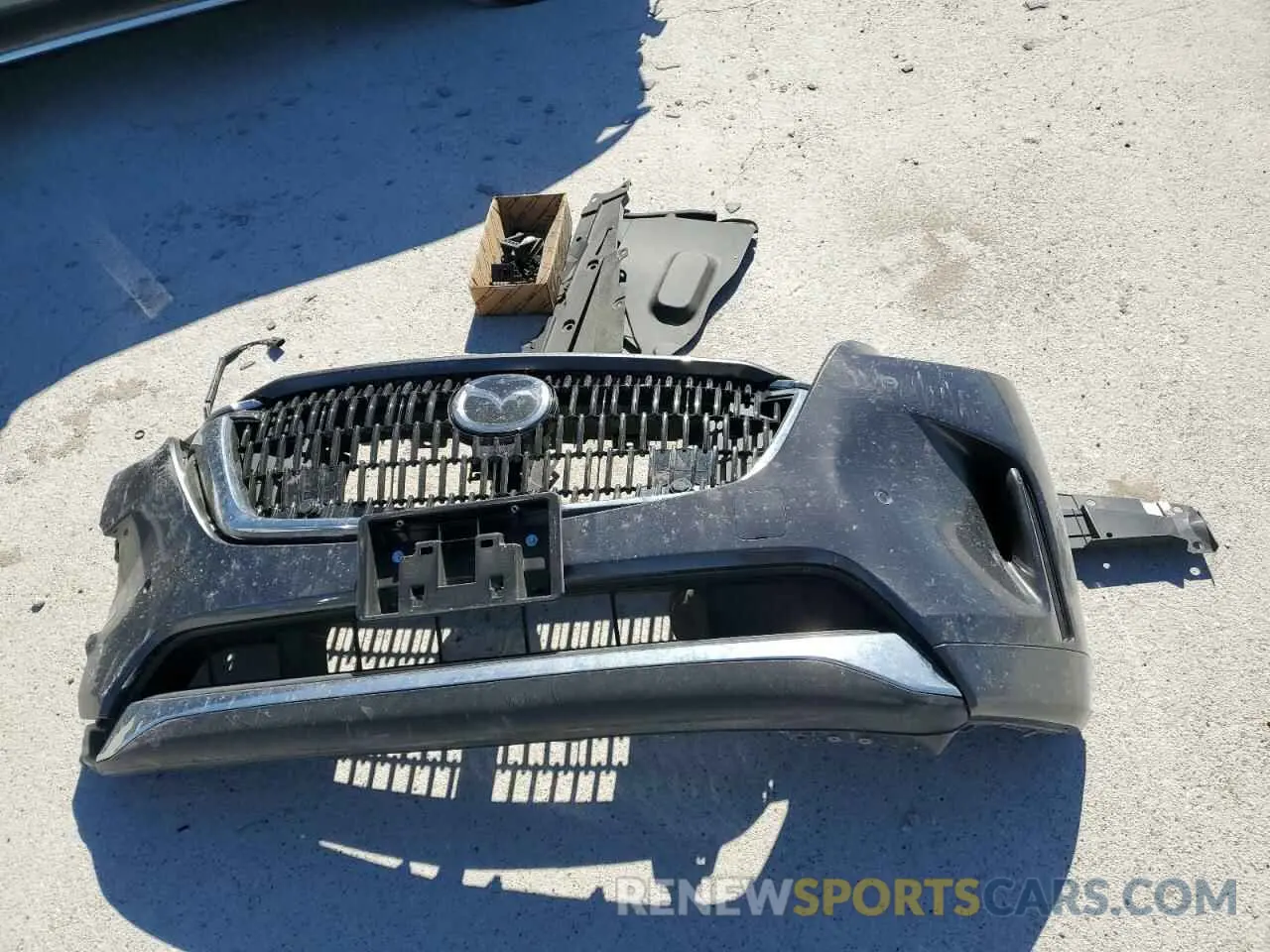 13 Фотография поврежденного автомобиля JM3KK1HC7R1122618 MAZDA CX-90 2024
