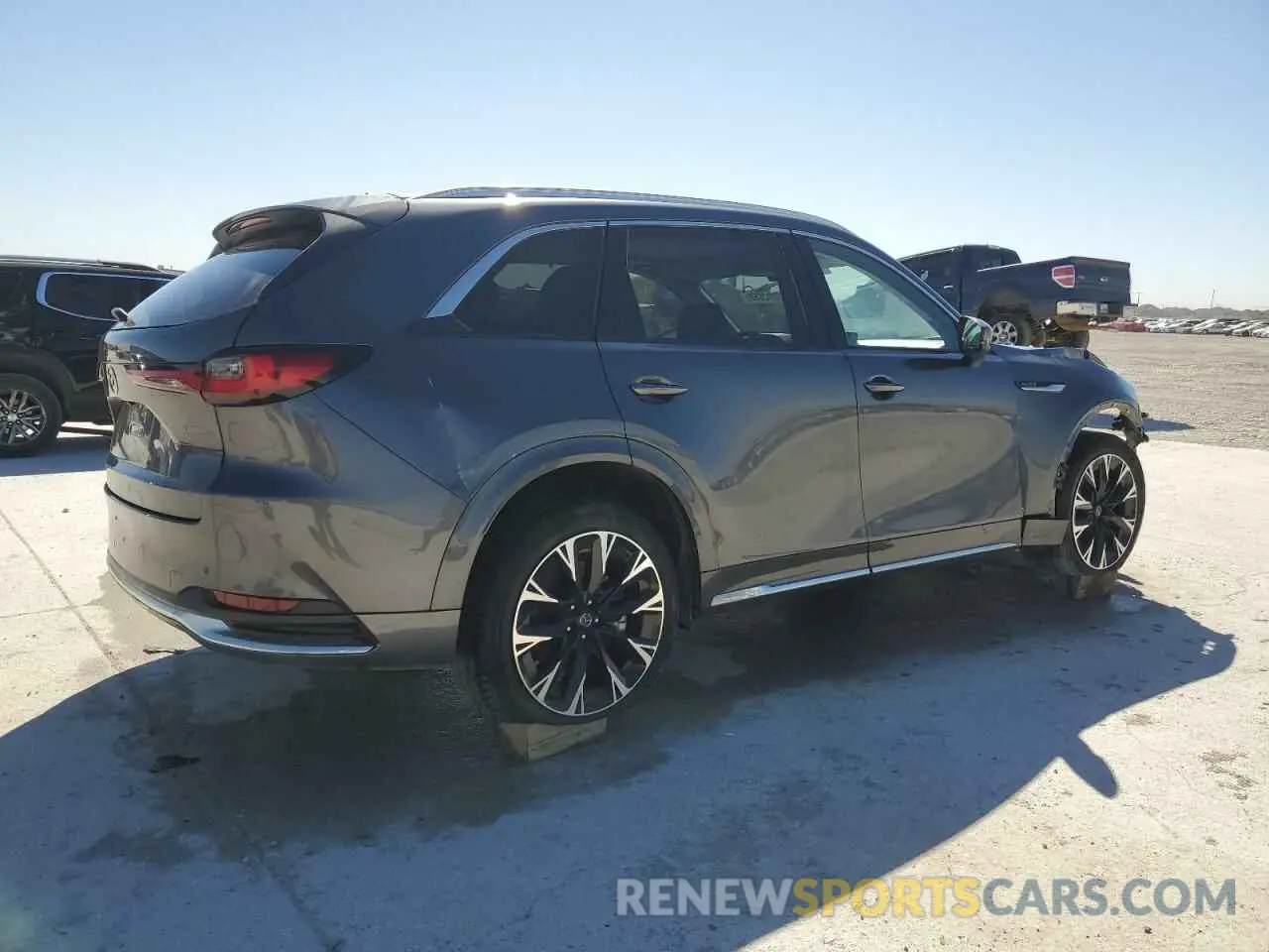 3 Фотография поврежденного автомобиля JM3KK1HC7R1122618 MAZDA CX-90 2024