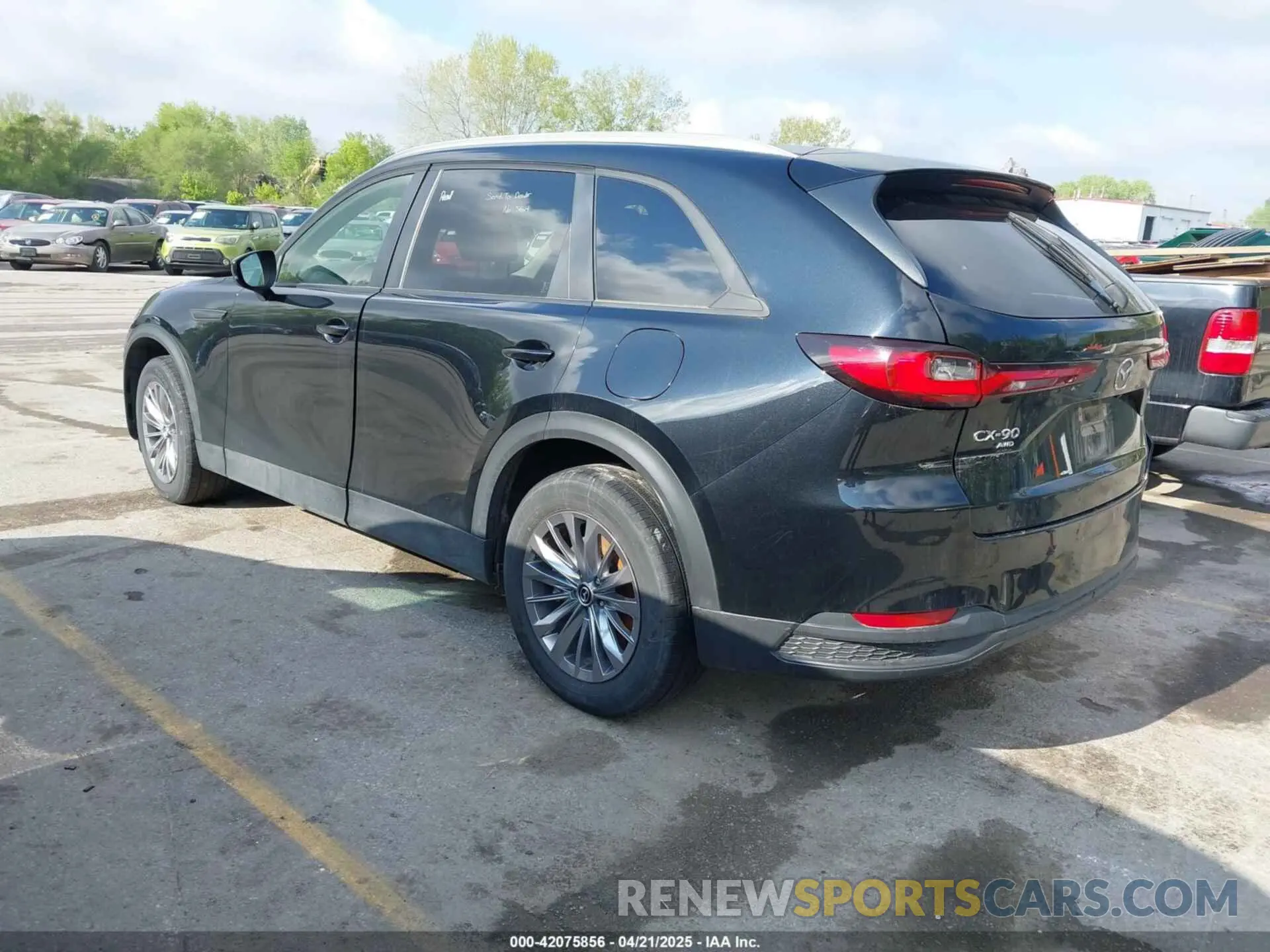 3 Фотография поврежденного автомобиля JM3KKAHD6R1127138 MAZDA CX-90 2024