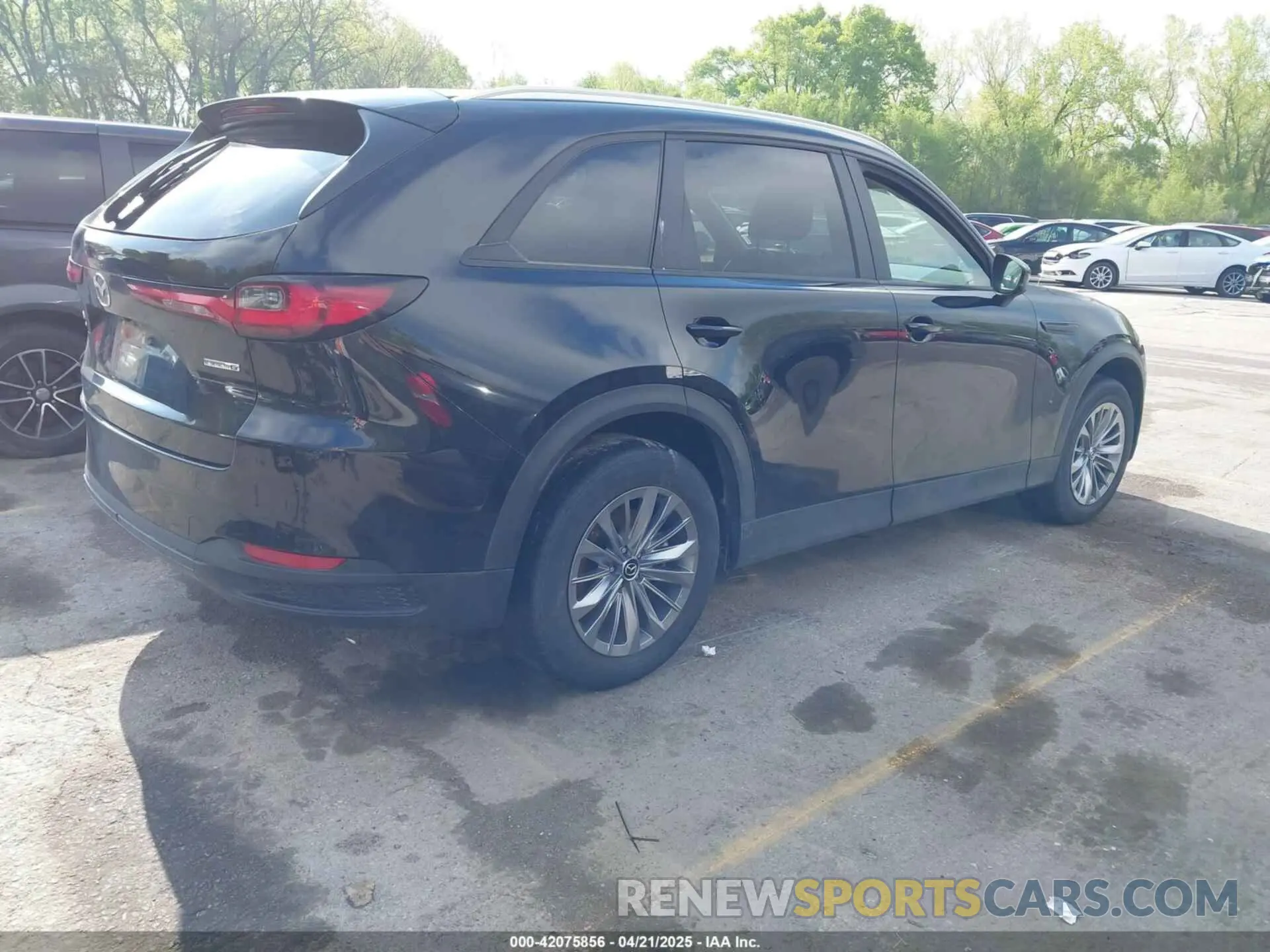 4 Фотография поврежденного автомобиля JM3KKAHD6R1127138 MAZDA CX-90 2024
