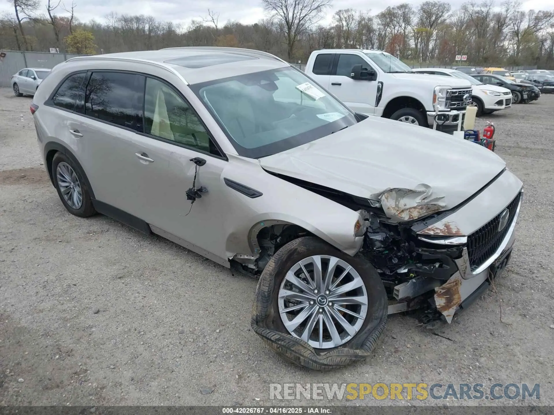 1 Фотография поврежденного автомобиля JM3KKCHD0R1105454 MAZDA CX-90 2024