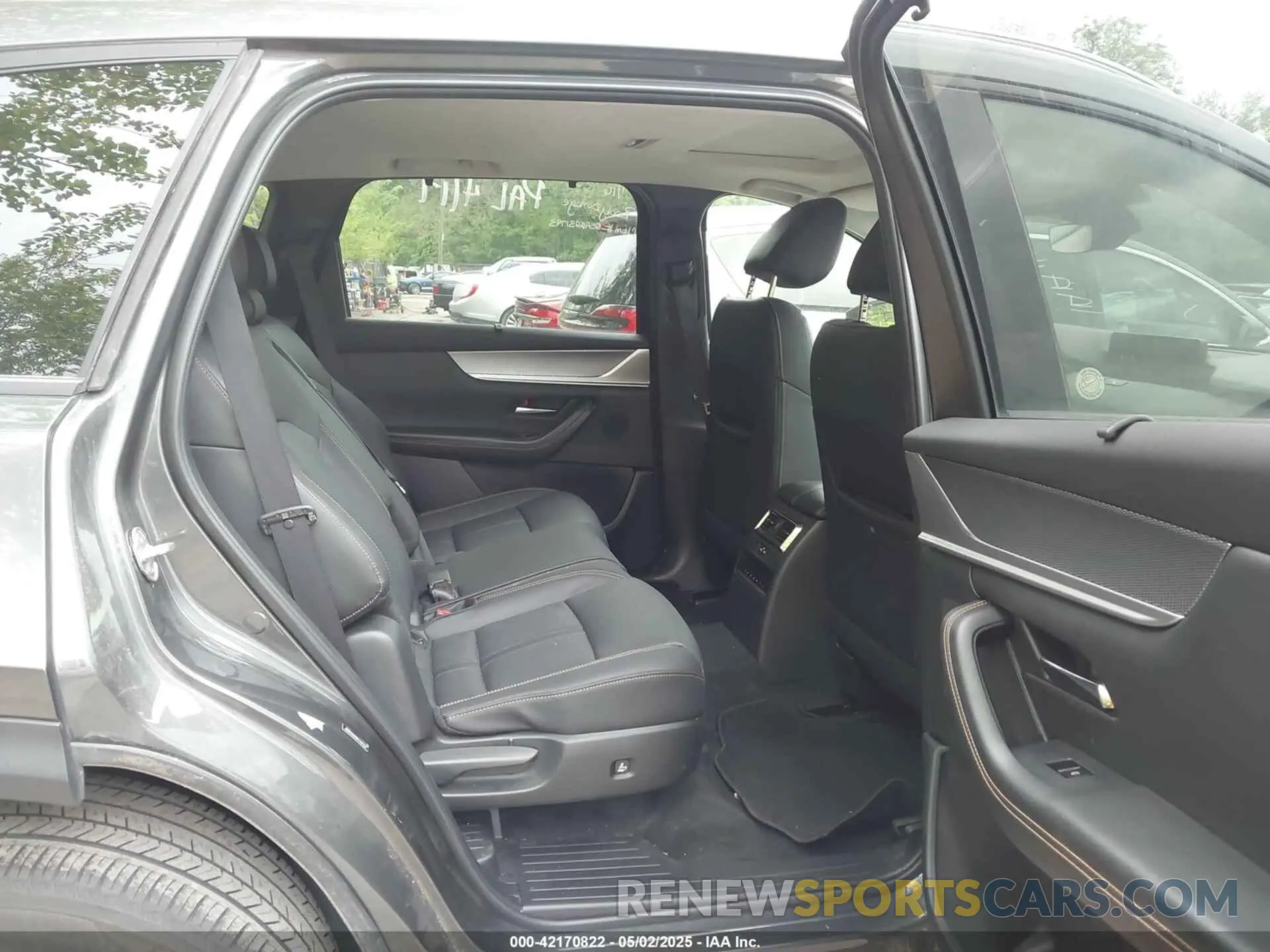 8 Photograph of a damaged car JM3KKCHD3R1161534 MAZDA CX-90 2024