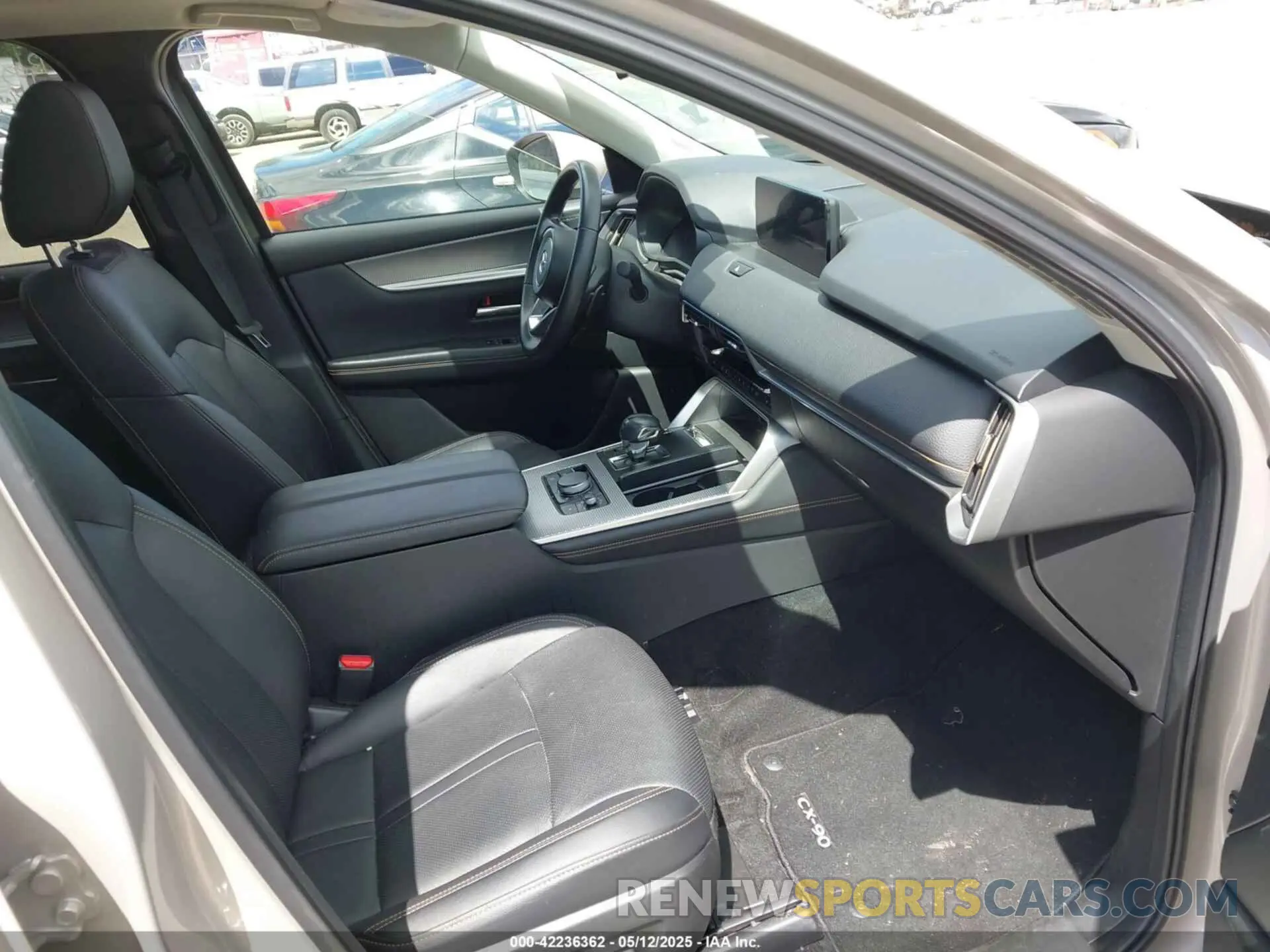 5 Фотография поврежденного автомобиля JM3KKCHD7R1117570 MAZDA CX-90 2024