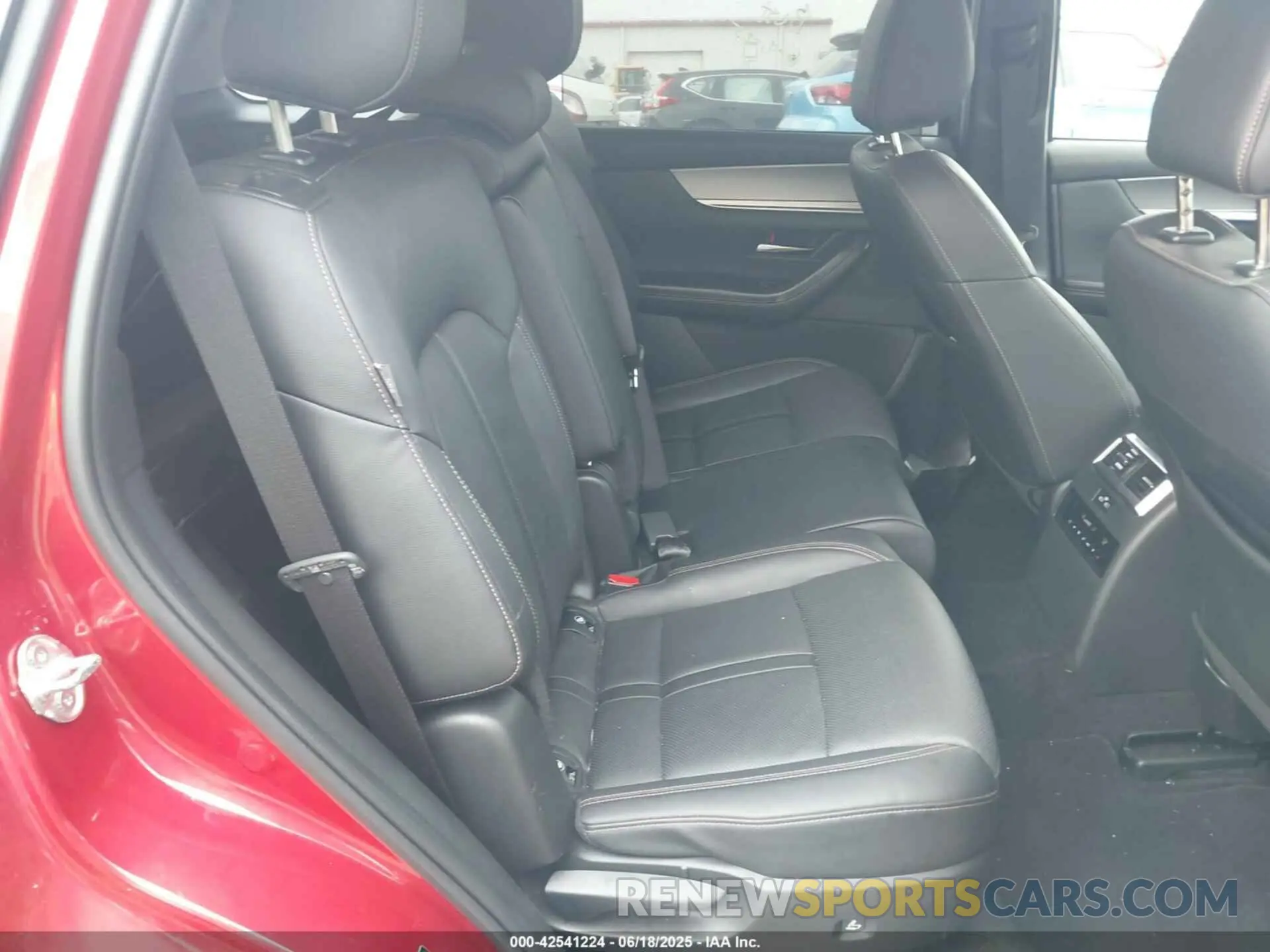 8 Photograph of a damaged car JM3KKCHD9R1148111 MAZDA CX-90 2024