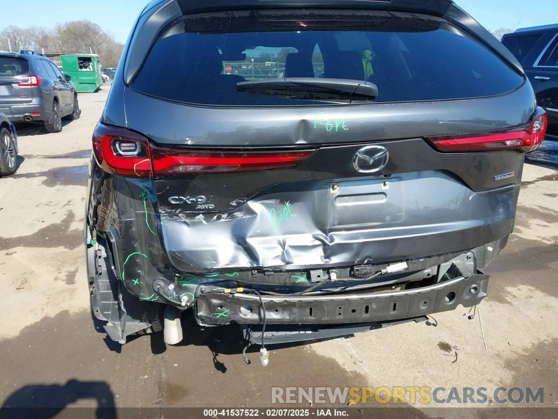 18 Фотография поврежденного автомобиля JM3KKDHC8R1112049 MAZDA CX-90 2024