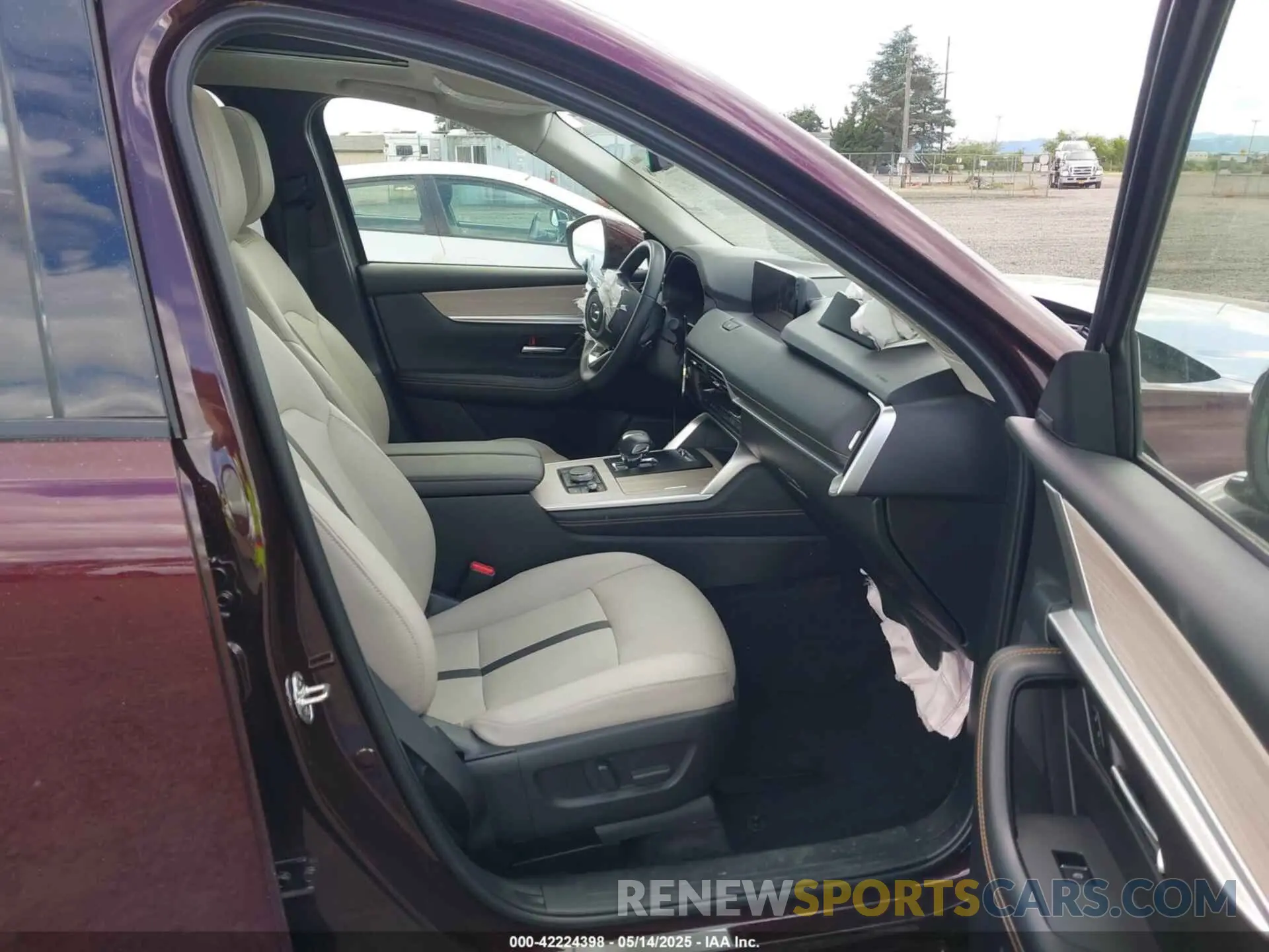 5 Photograph of a damaged car JM3KKDHD0R1108232 MAZDA CX-90 2024