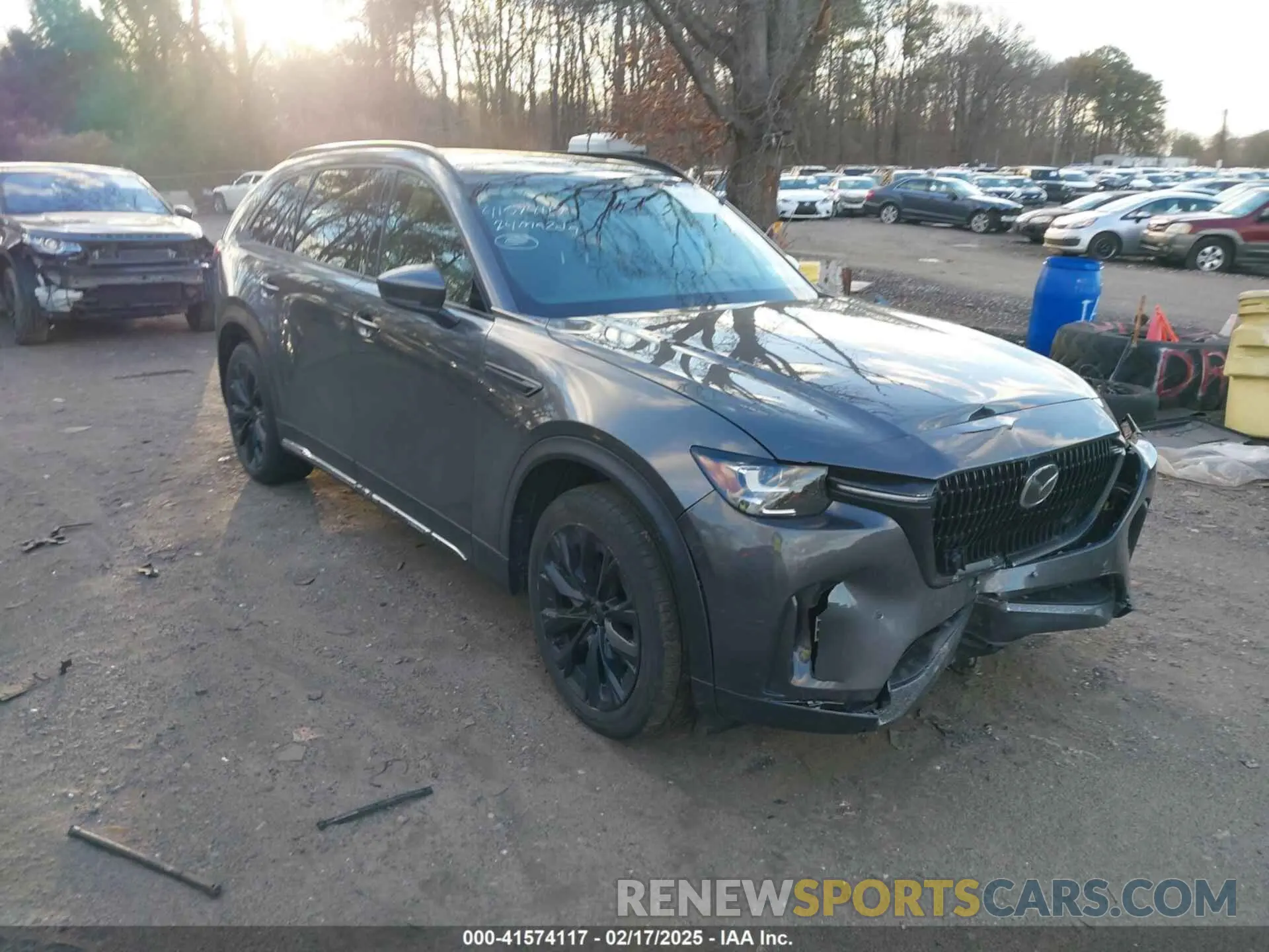 1 Фотография поврежденного автомобиля JM3KKDHD0R1137651 MAZDA CX-90 2024