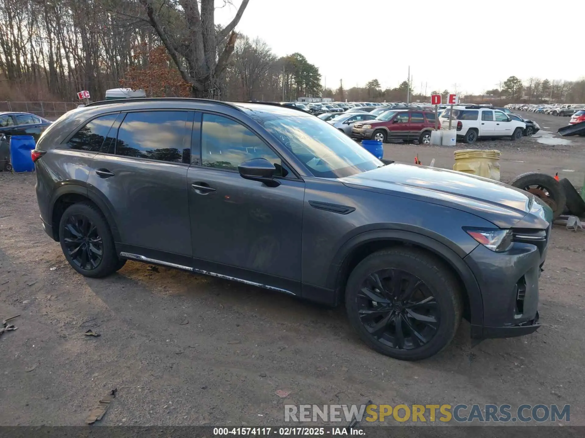13 Фотография поврежденного автомобиля JM3KKDHD0R1137651 MAZDA CX-90 2024