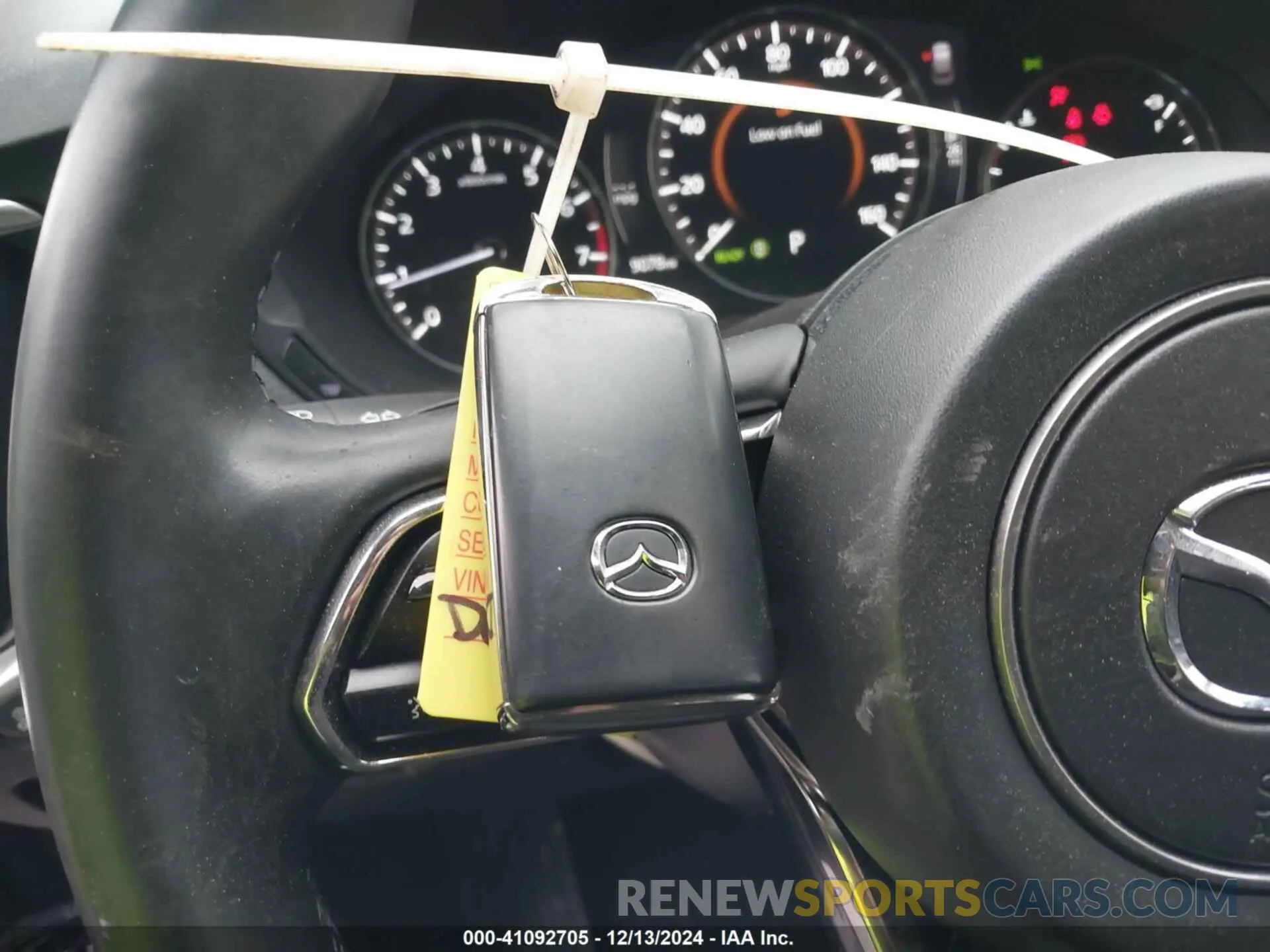 11 Фотография поврежденного автомобиля JM3KKDHD1R1125590 MAZDA CX-90 2024