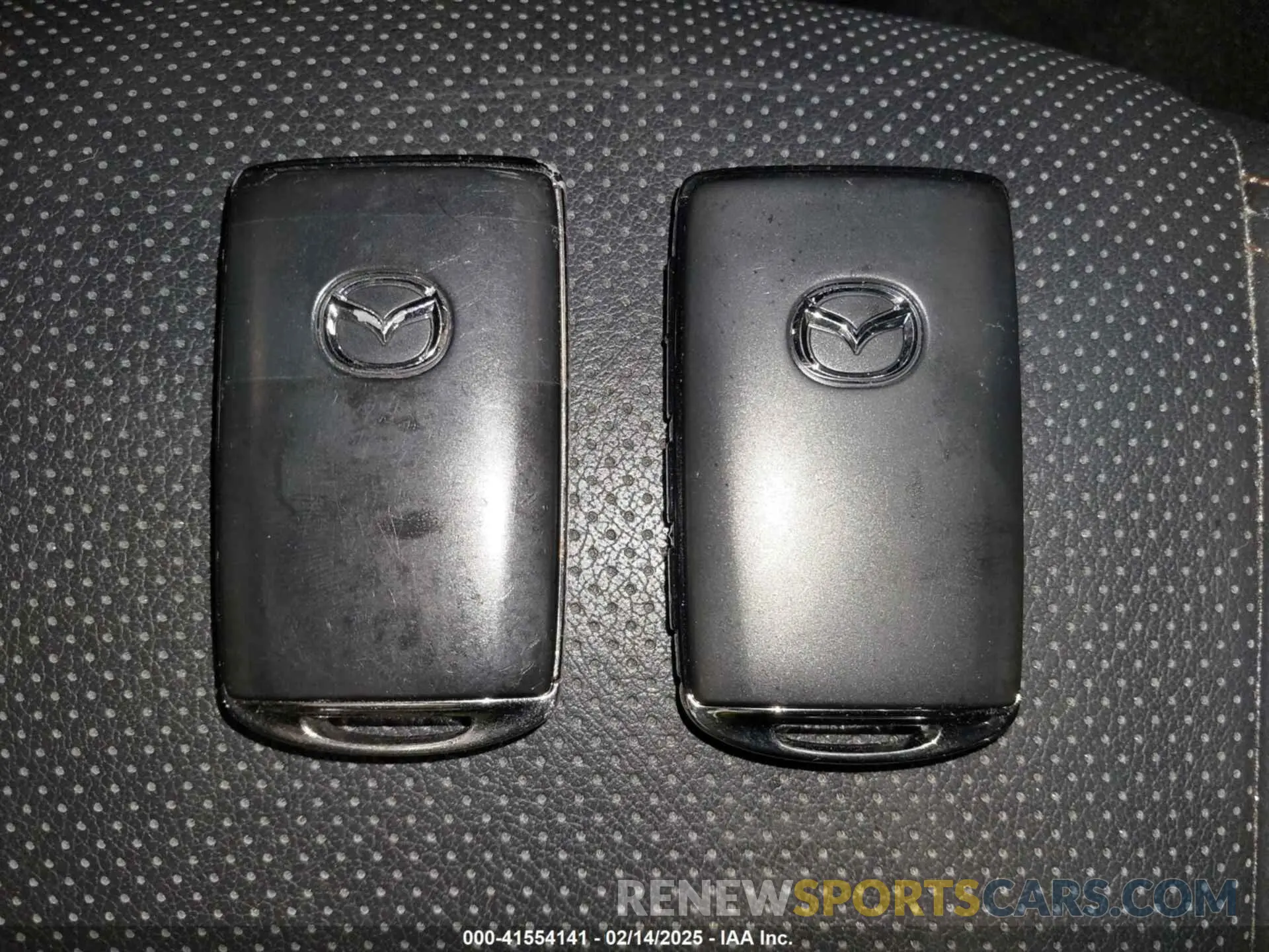 11 Фотография поврежденного автомобиля JM3KKDHD2R1127963 MAZDA CX-90 2024