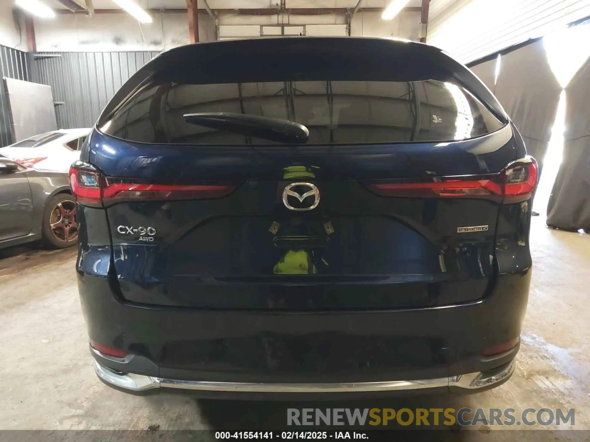 16 Фотография поврежденного автомобиля JM3KKDHD2R1127963 MAZDA CX-90 2024