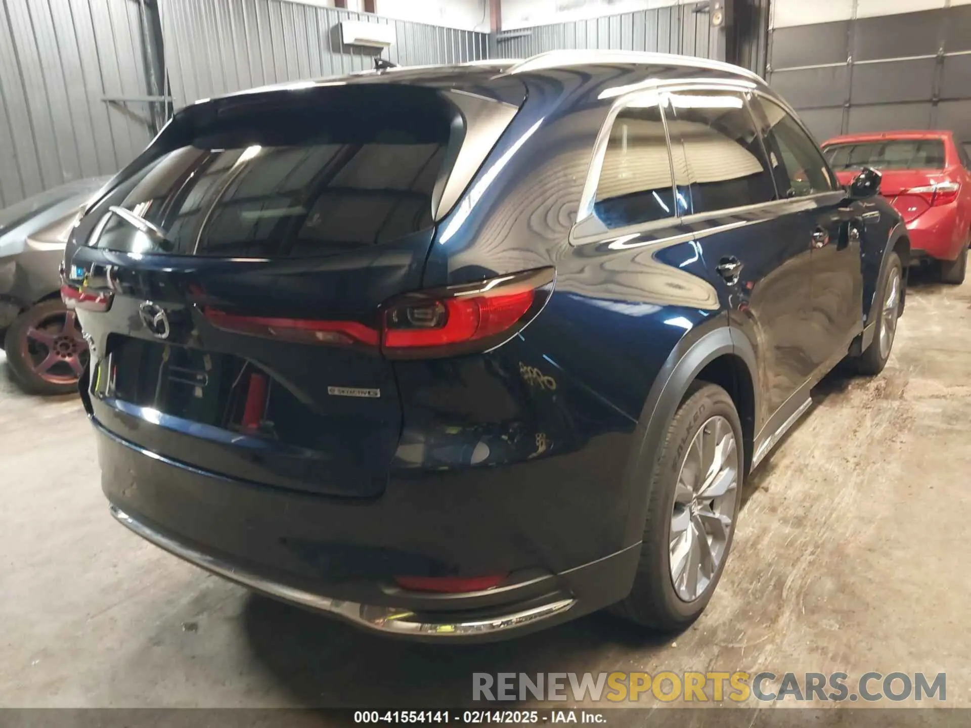 4 Фотография поврежденного автомобиля JM3KKDHD2R1127963 MAZDA CX-90 2024