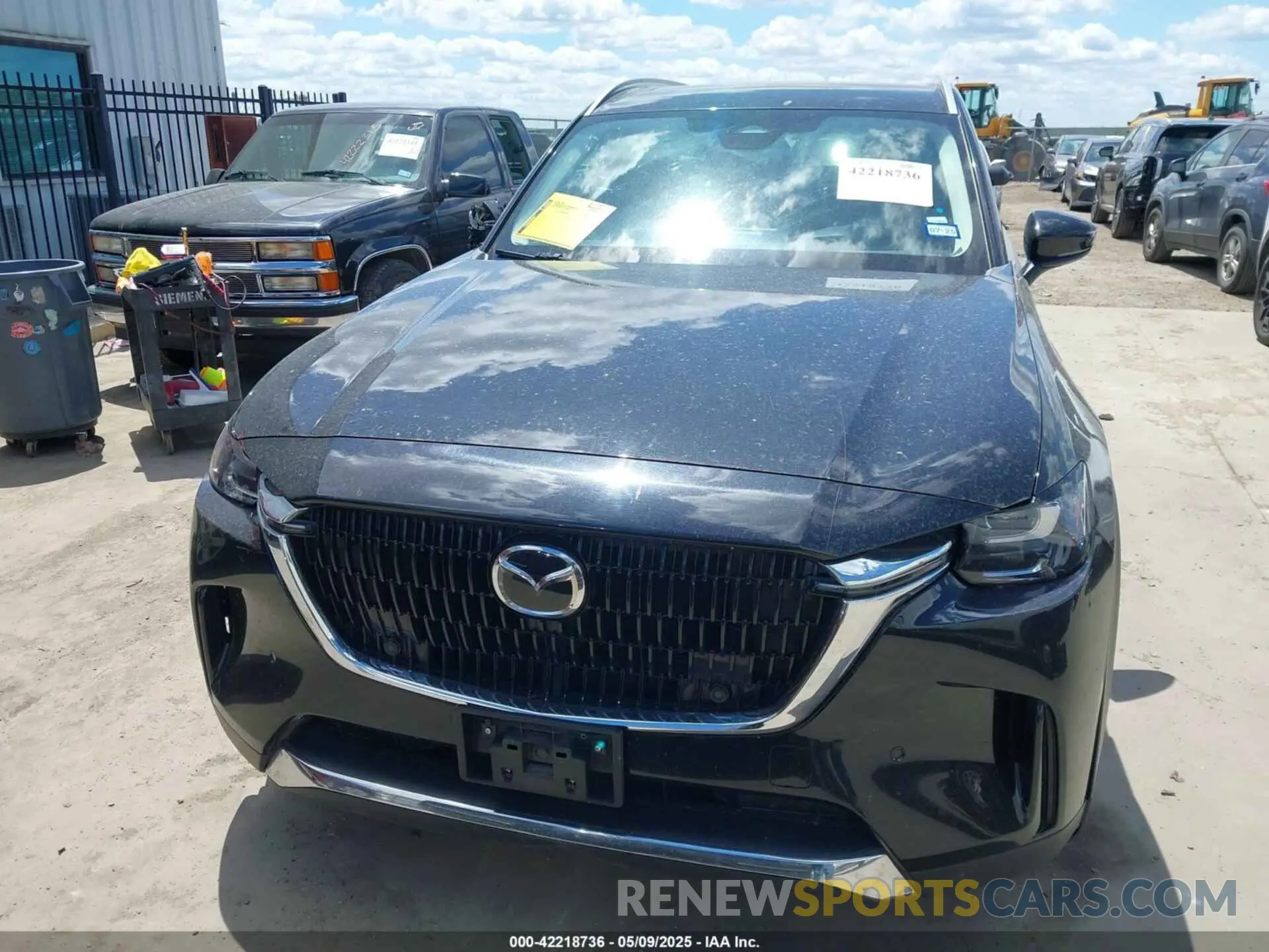 12 Фотография поврежденного автомобиля JM3KKDHD7R1121317 MAZDA CX-90 2024
