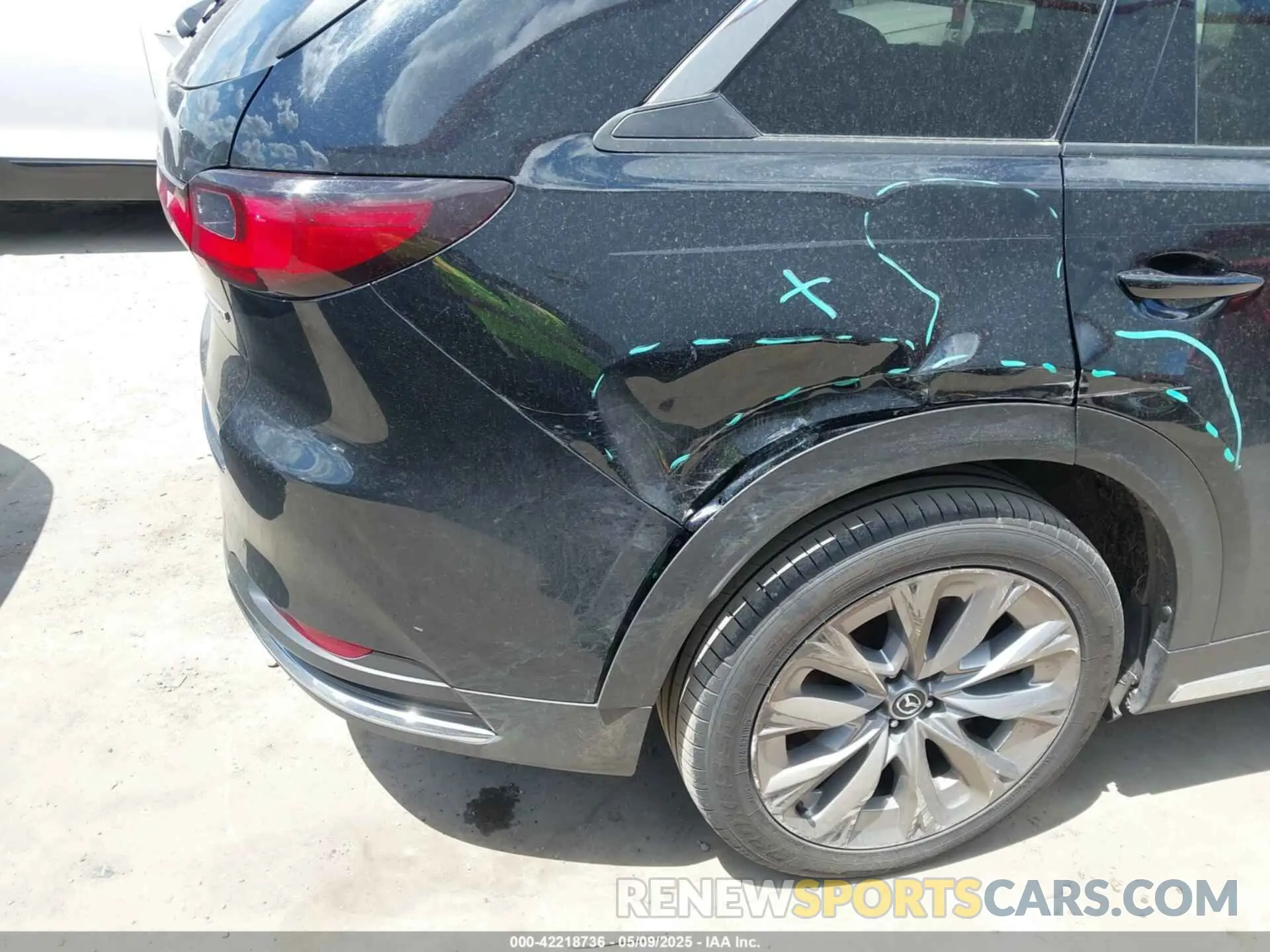 6 Фотография поврежденного автомобиля JM3KKDHD7R1121317 MAZDA CX-90 2024