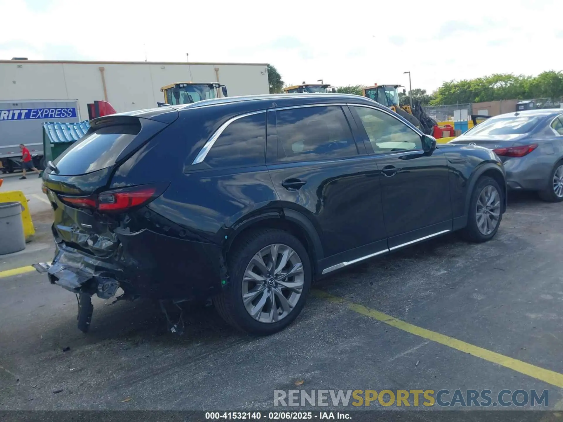4 Фотография поврежденного автомобиля JM3KKDHD8R1145335 MAZDA CX-90 2024
