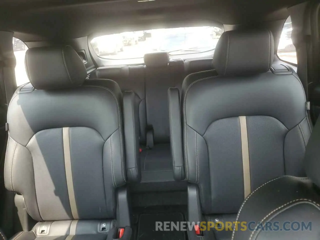 10 Photograph of a damaged car JM3KKEHD6R1100528 MAZDA CX-90 2024