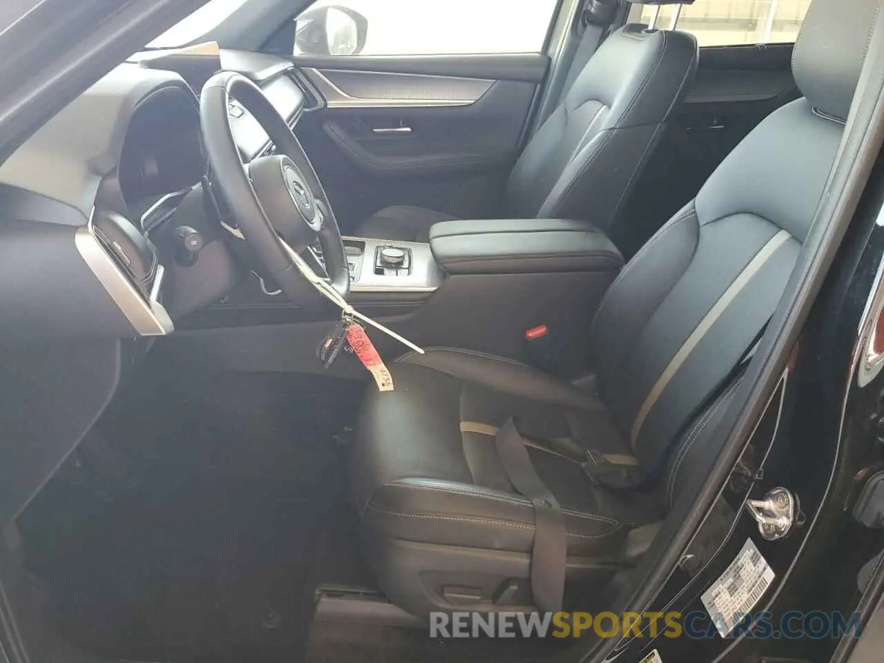 7 Фотография поврежденного автомобиля JM3KKEHD8R1189440 MAZDA CX-90 2024