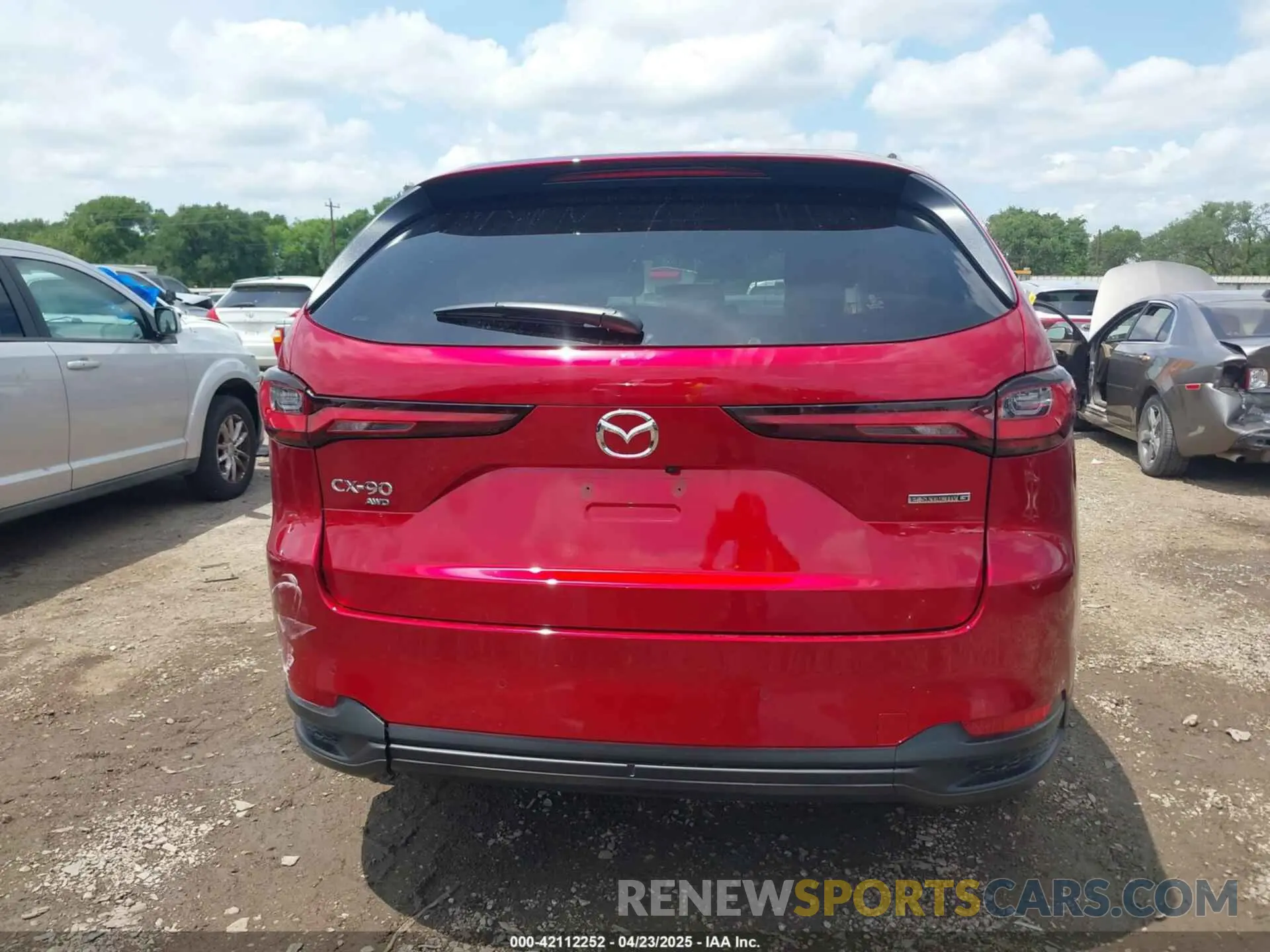 16 Фотография поврежденного автомобиля JM3KKBHD3S1211509 MAZDA CX-90 2025