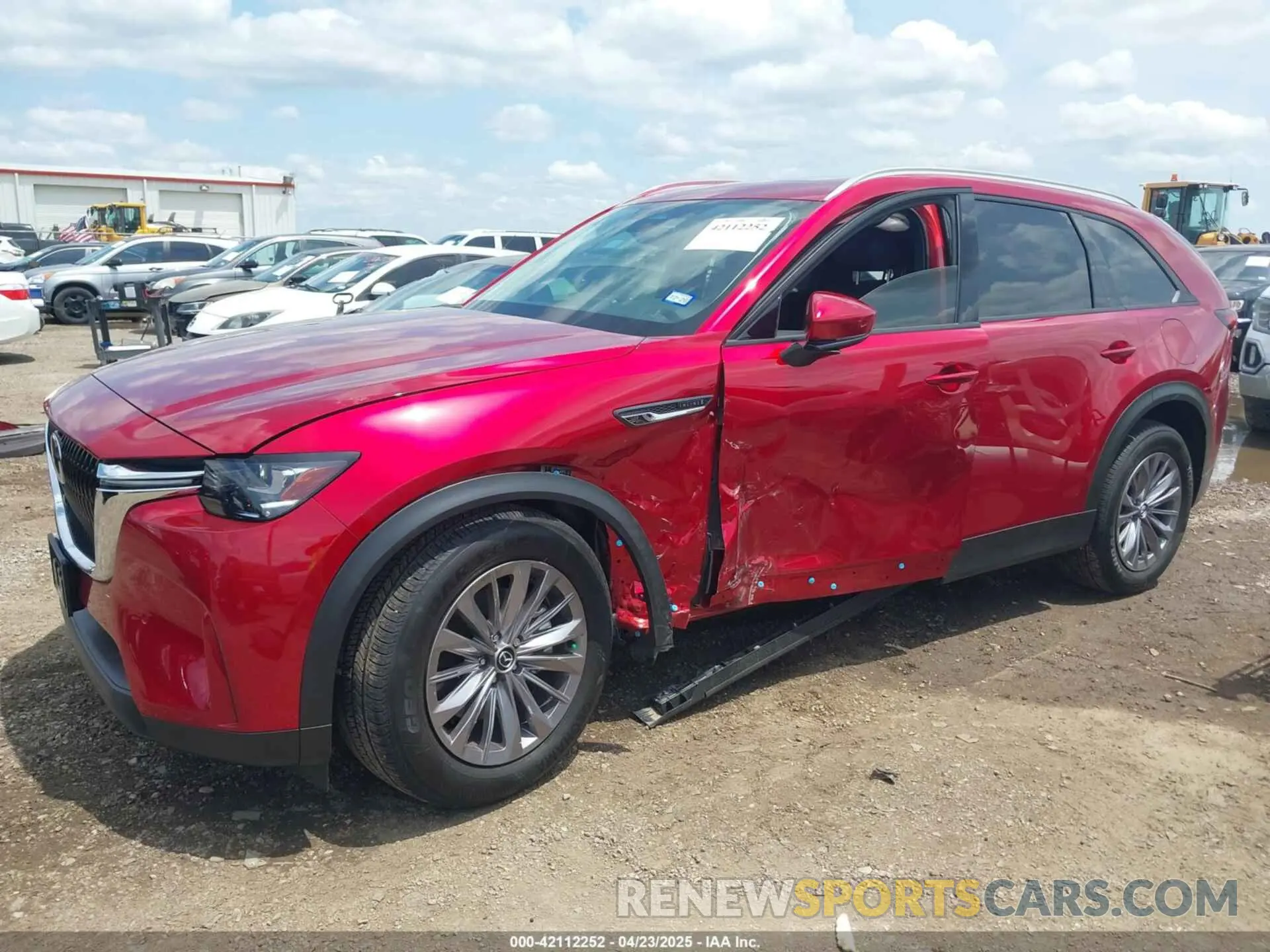 2 Фотография поврежденного автомобиля JM3KKBHD3S1211509 MAZDA CX-90 2025