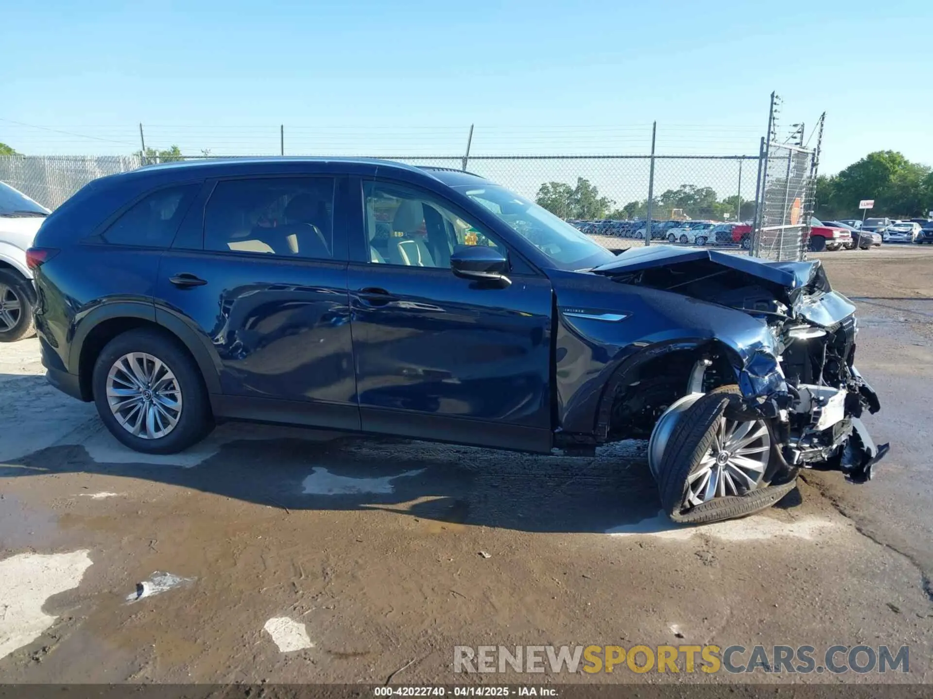 13 Фотография поврежденного автомобиля JM3KKBHD3S1217326 MAZDA CX-90 2025
