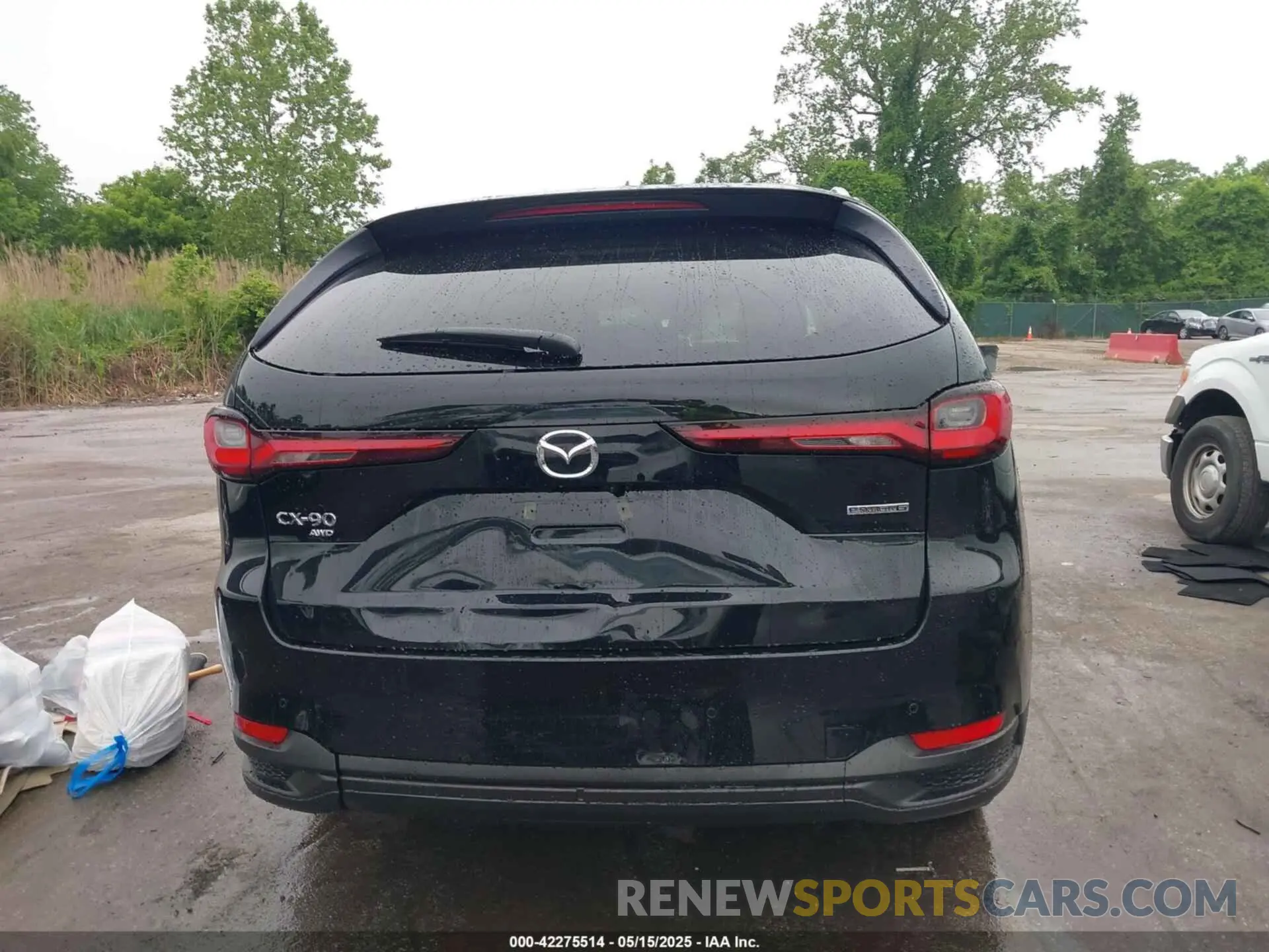 17 Photograph of a damaged car JM3KKBHD8S1215264 MAZDA CX-90 2025