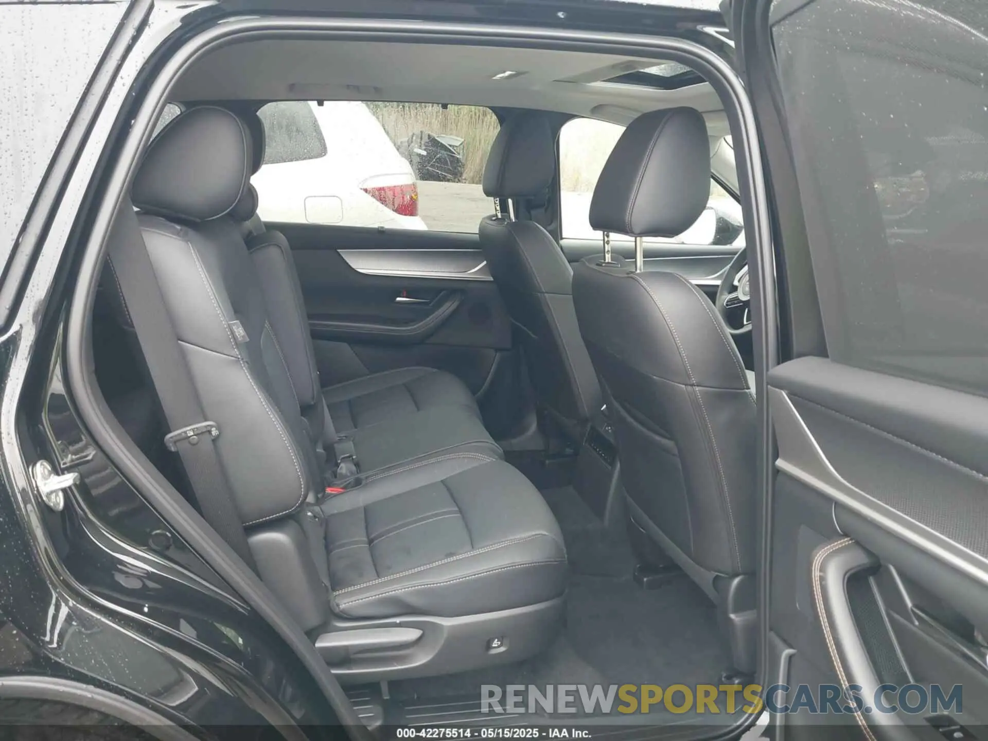 8 Photograph of a damaged car JM3KKBHD8S1215264 MAZDA CX-90 2025