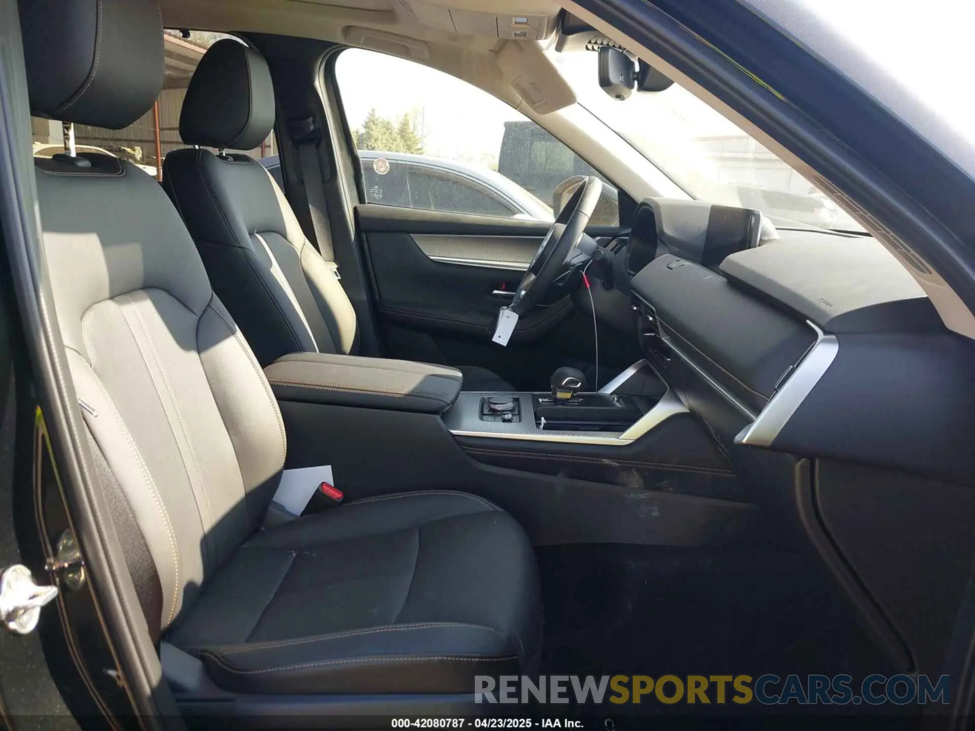 5 Photograph of a damaged car JM3KKCHD5S1218659 MAZDA CX-90 2025