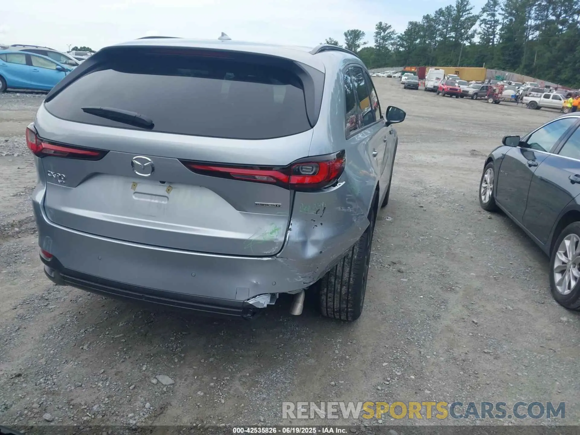 6 Фотография поврежденного автомобиля JM3KKCHDXS1222383 MAZDA CX-90 2025