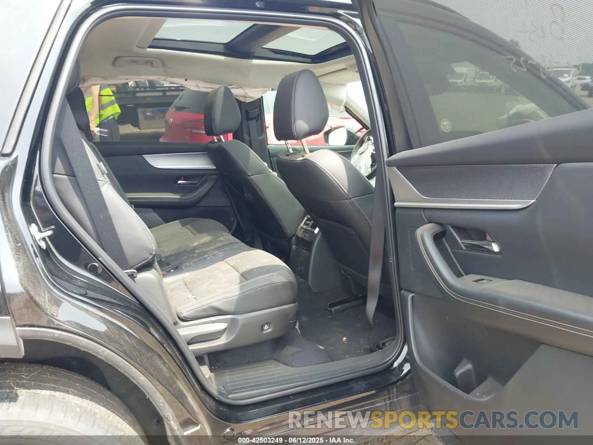 8 Photograph of a damaged car JM3KKCHDXS1230712 MAZDA CX-90 2025