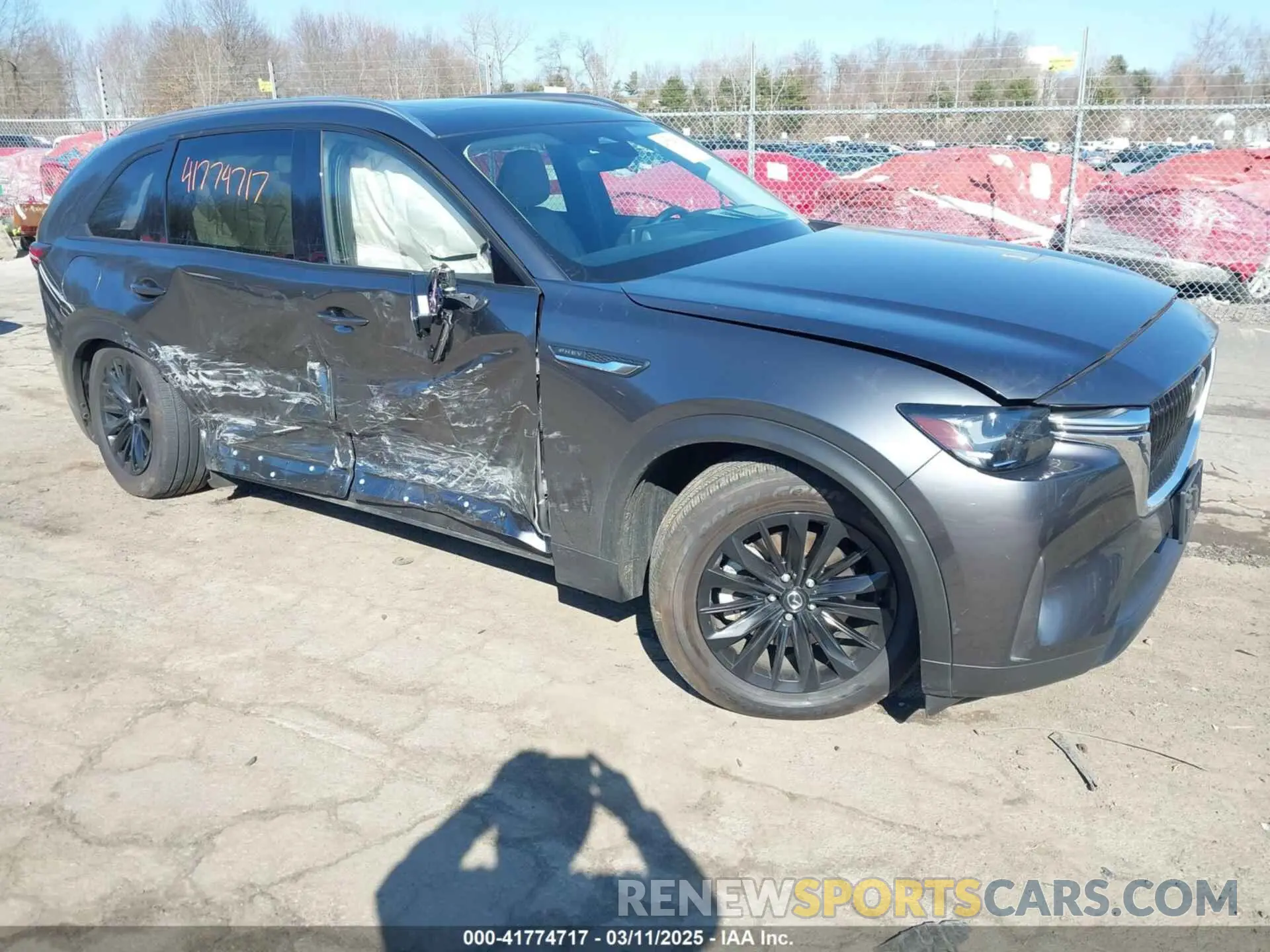 1 Фотография поврежденного автомобиля JM3KKBHA8R1180077 MAZDA CX-90 PHEV 2024