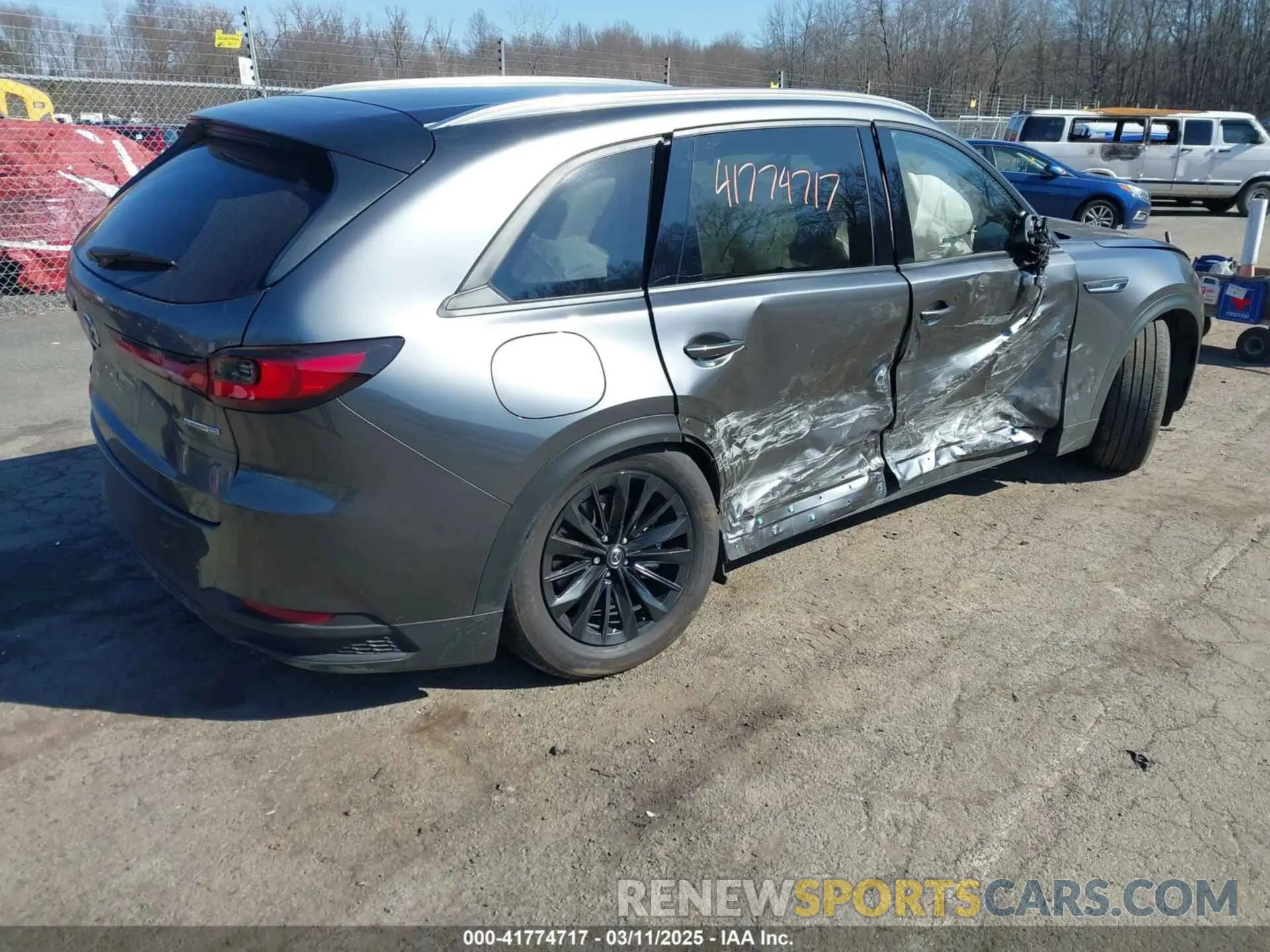 4 Фотография поврежденного автомобиля JM3KKBHA8R1180077 MAZDA CX-90 PHEV 2024