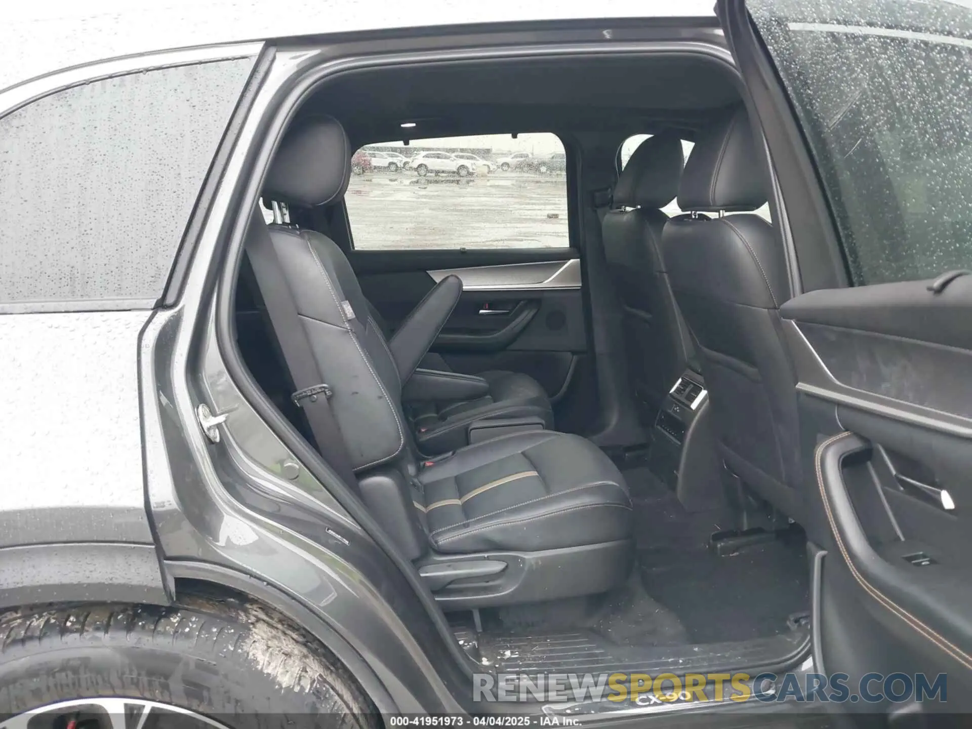 8 Photograph of a damaged car JM3KKEHA4R1179588 MAZDA CX-90 PHEV 2024
