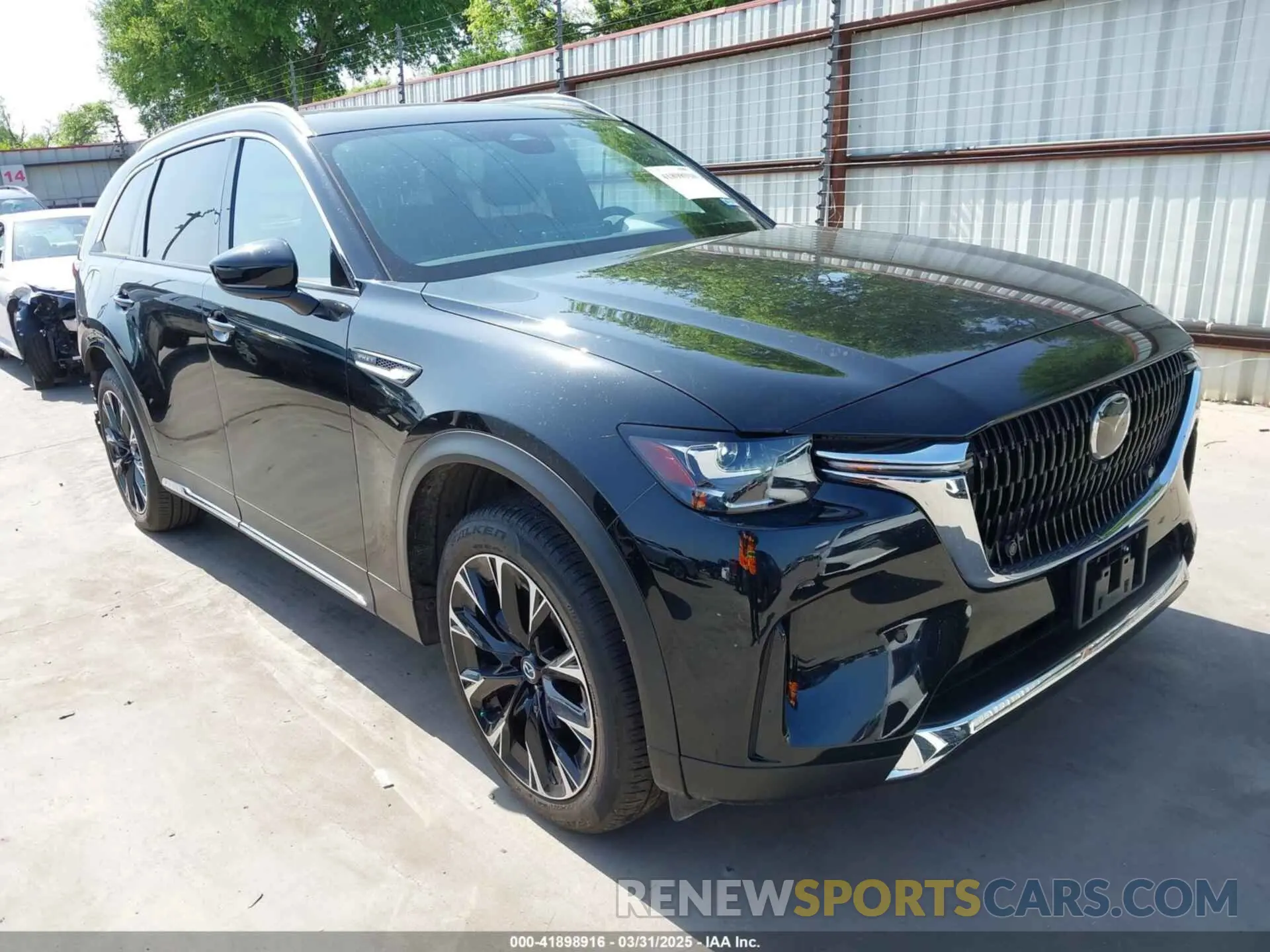 1 Фотография поврежденного автомобиля JM3KKEHA5R1155705 MAZDA CX-90 PHEV 2024